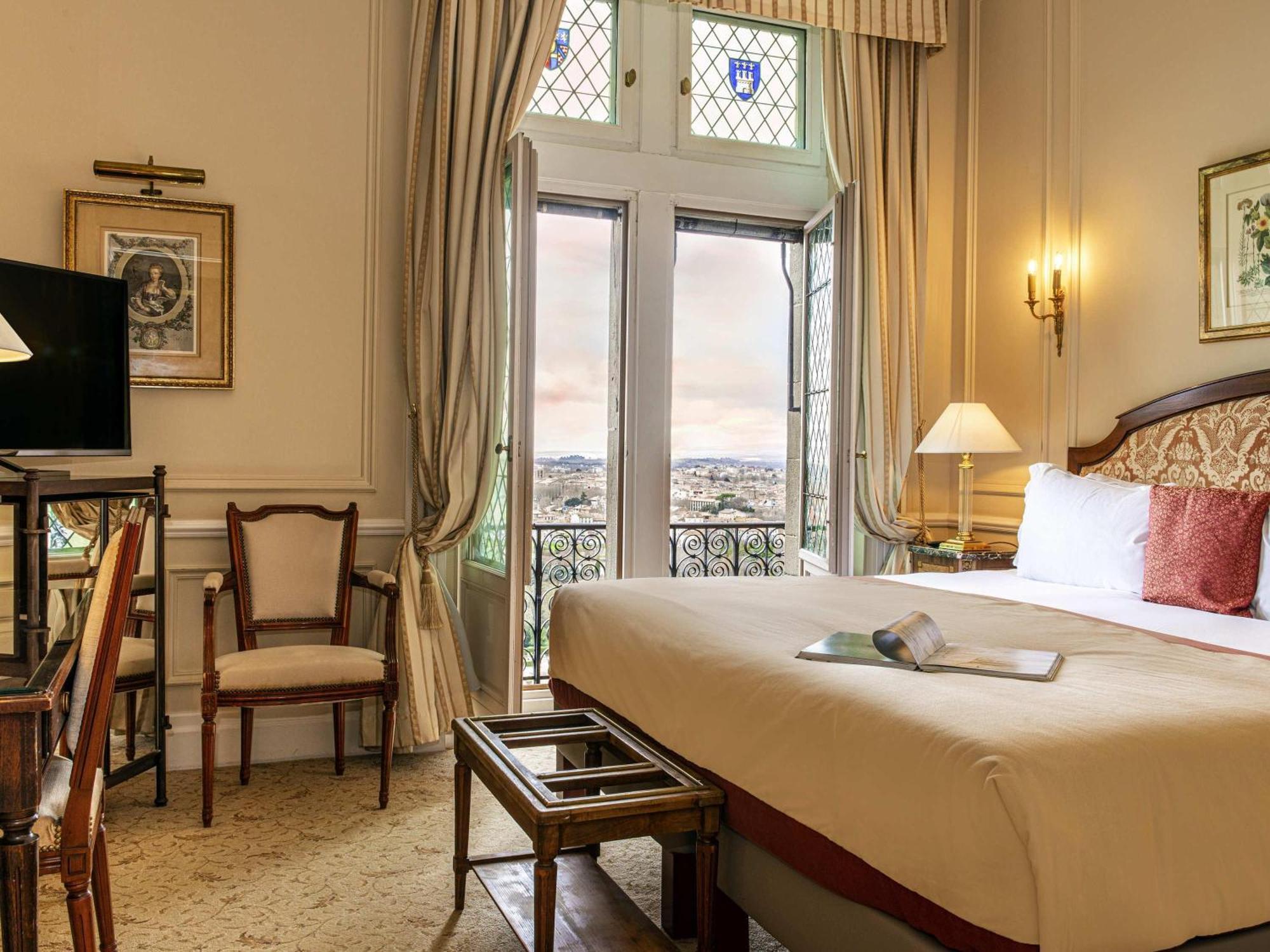 Superior King Room with Garden and Ramparts View,1716978133:JPEG