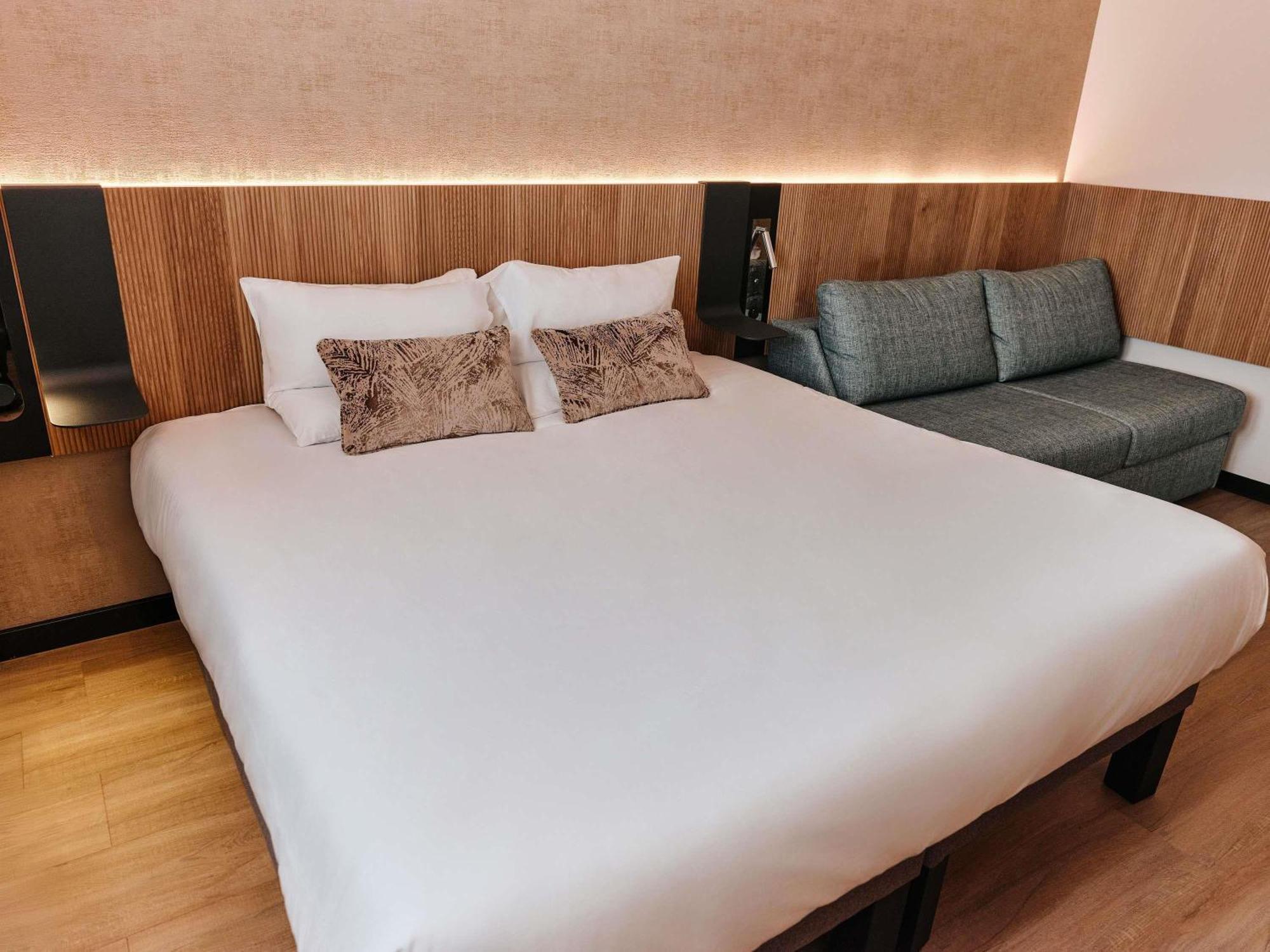 Double Room with 1 Double Bed and 1 Double Sofa Bed,1739376696:JPEG
