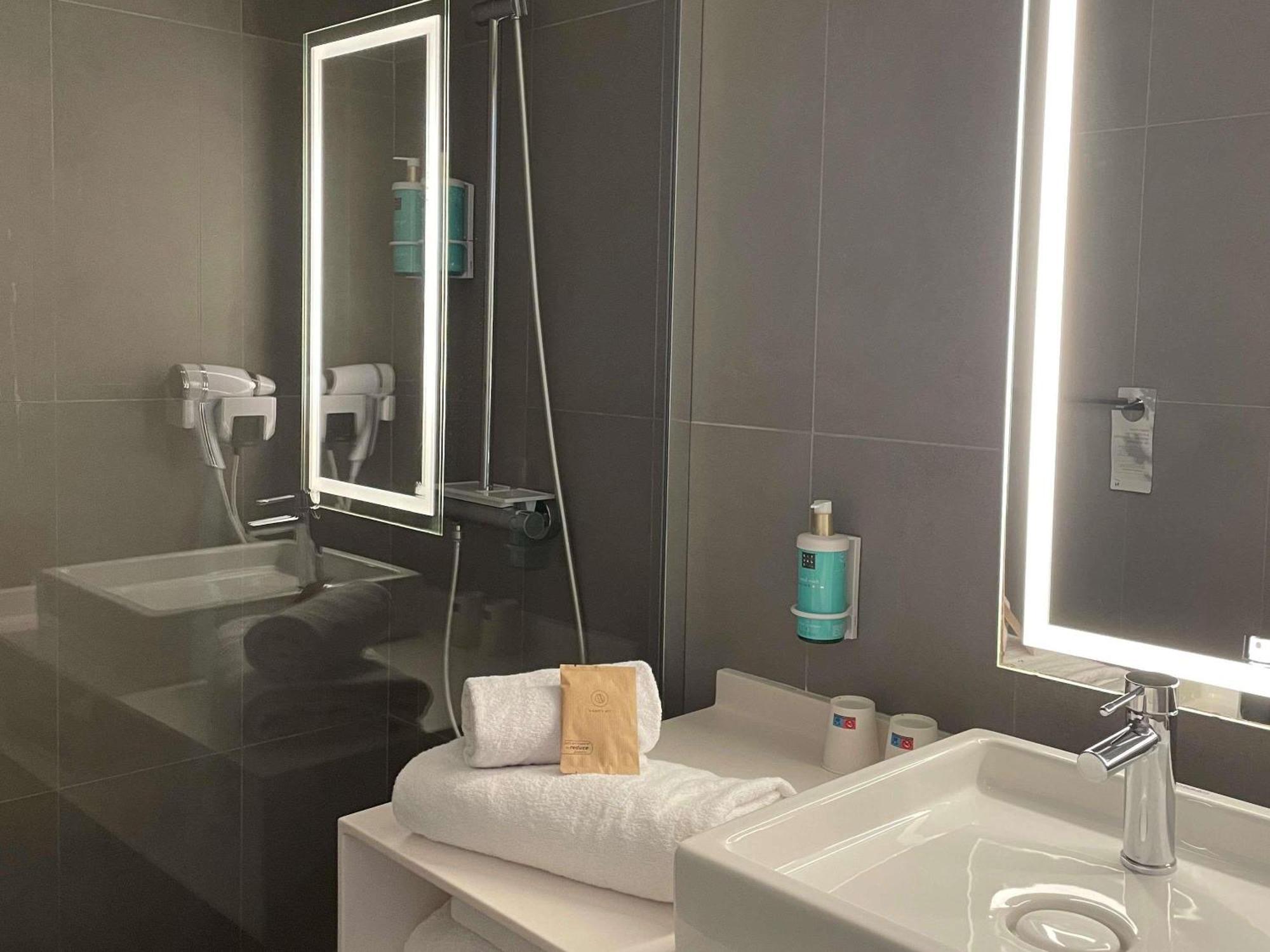 Classic Double Room with Sofa Bed,1717008602:JPEG