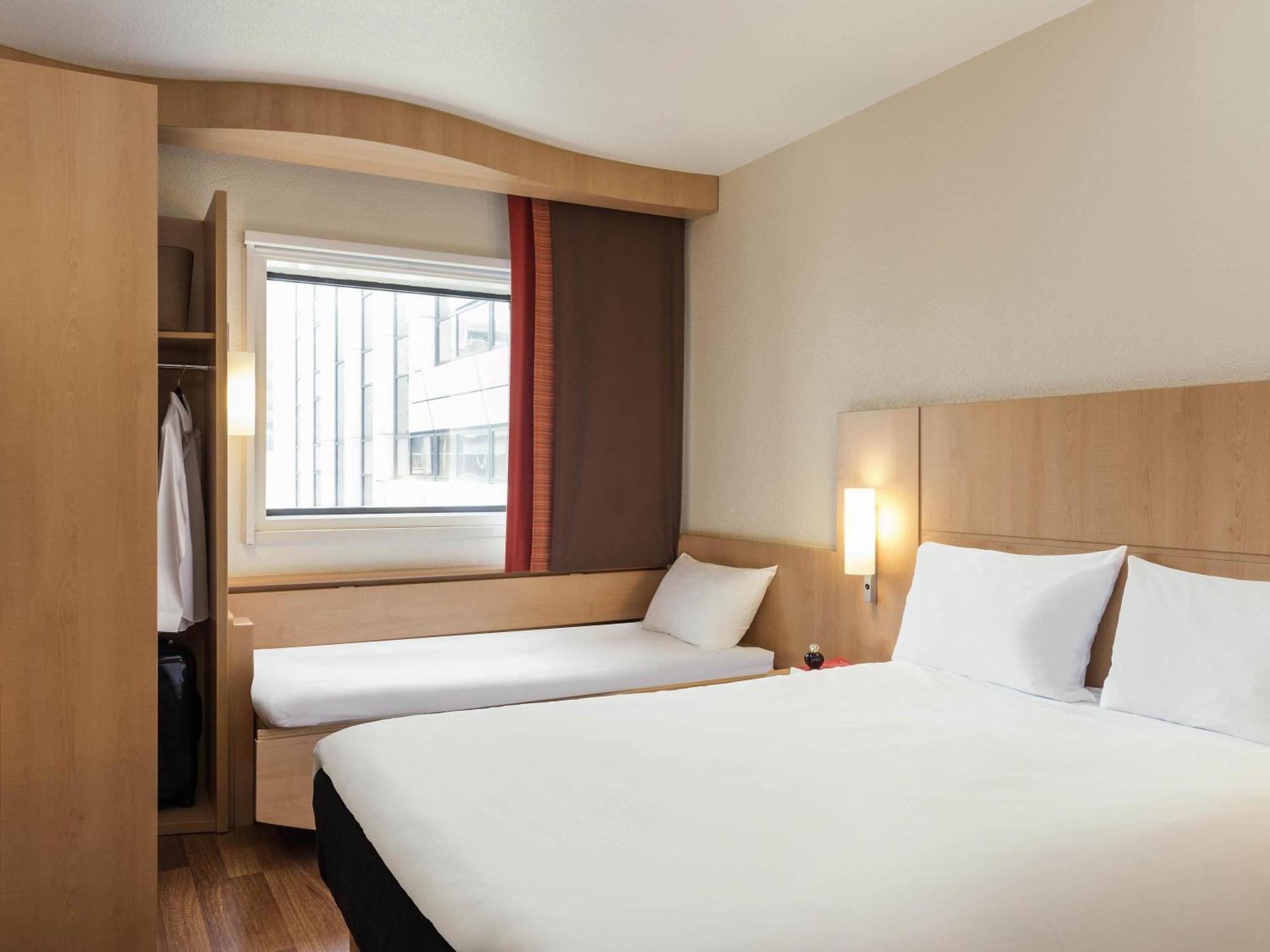 Triple Room One Double Bed One Single Bed,1717076140:JPEG