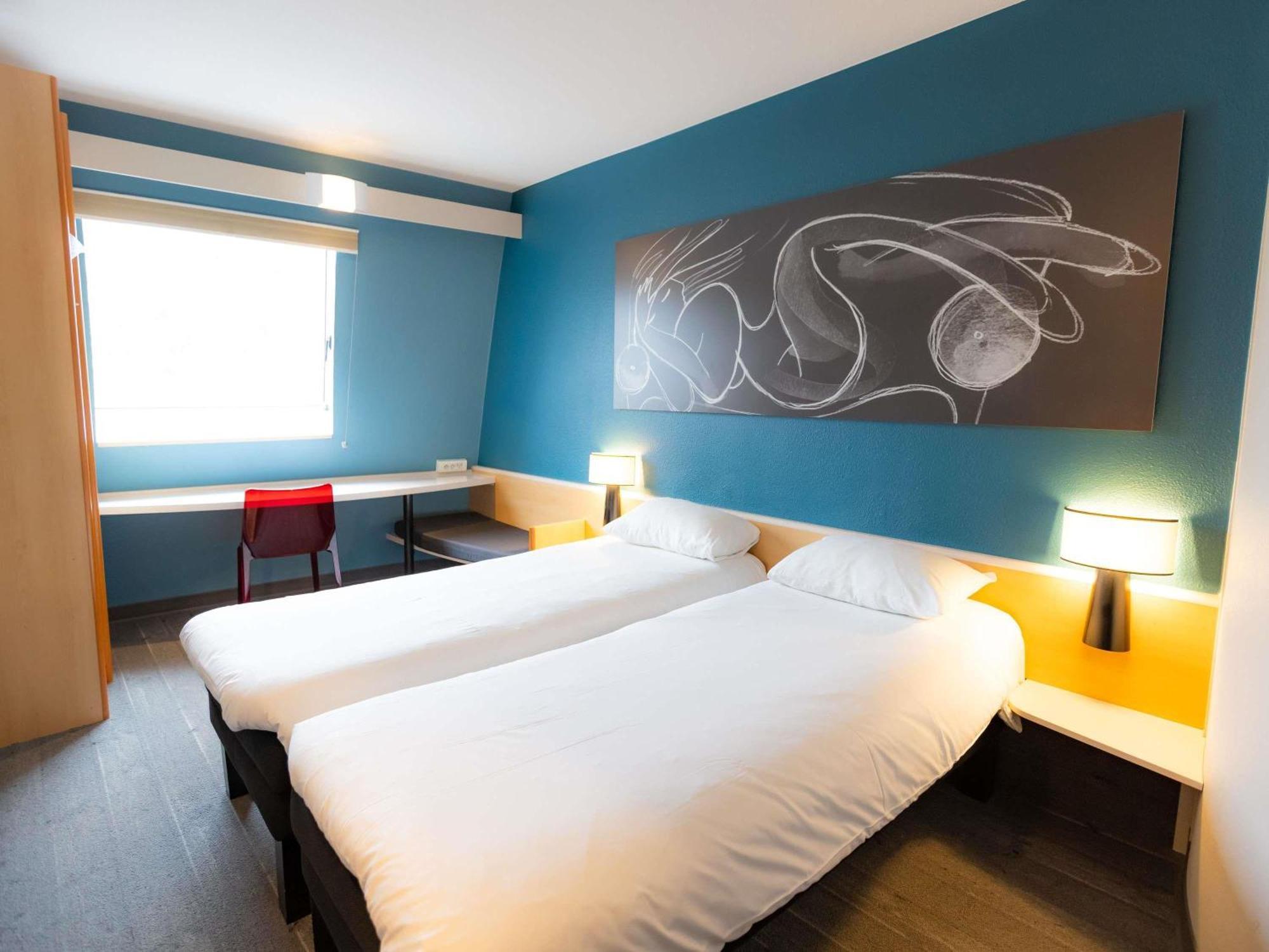 Standard Zimmer mit 2 Einzelbetten