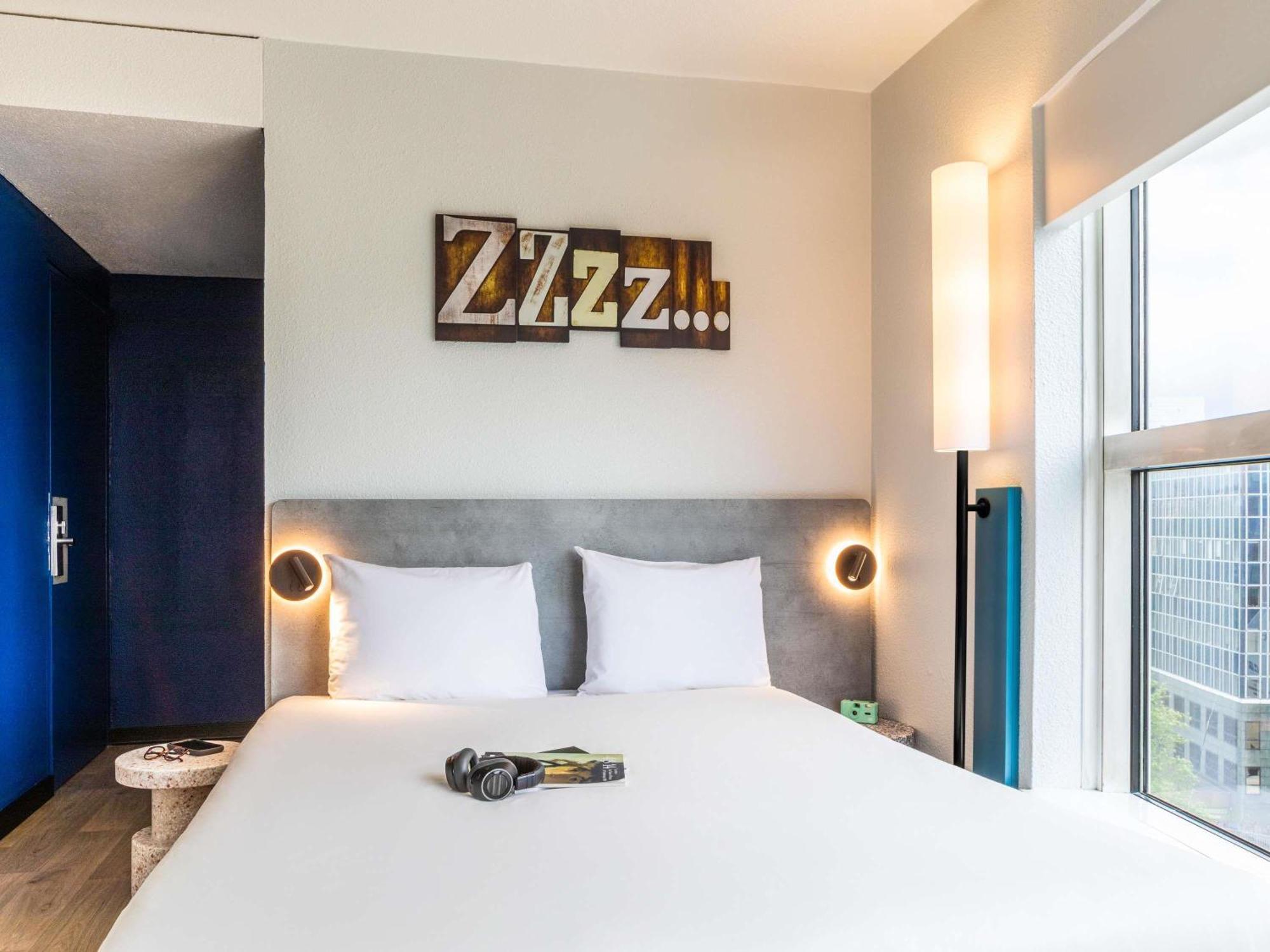 Standard Queen Room,1717078557:JPEG