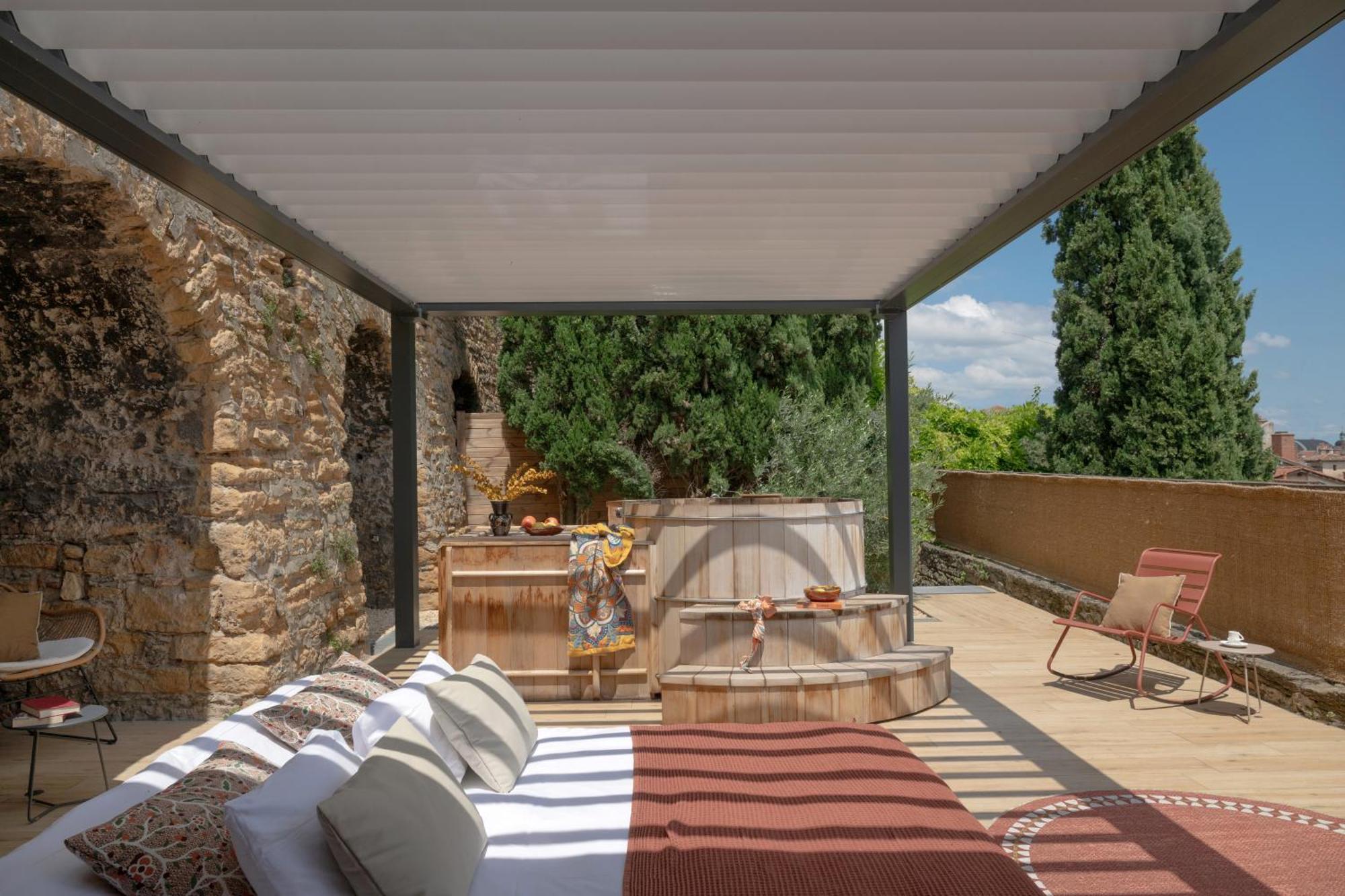 Maison Rose – bain nordique jacuzzi