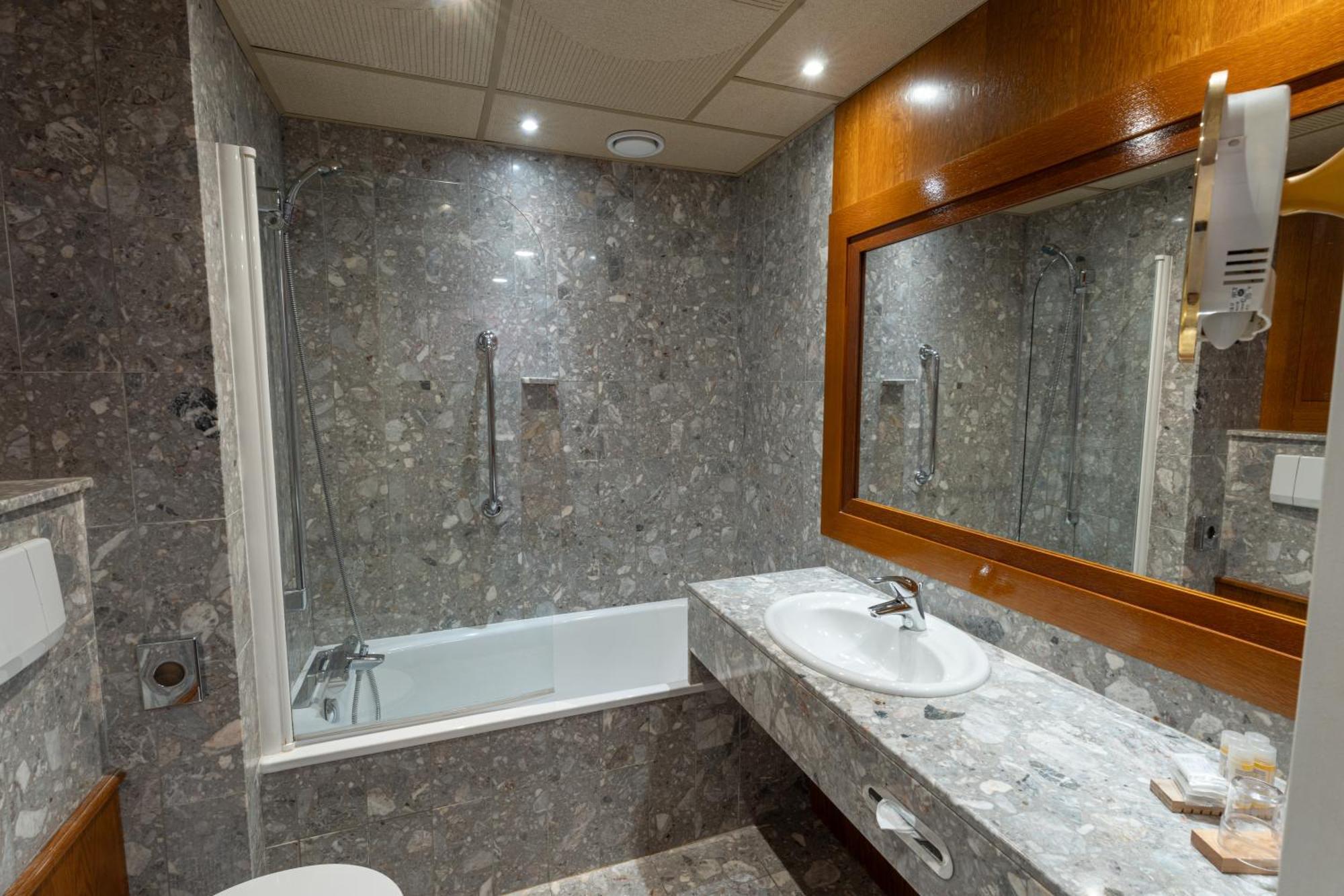 Chambre Familiale