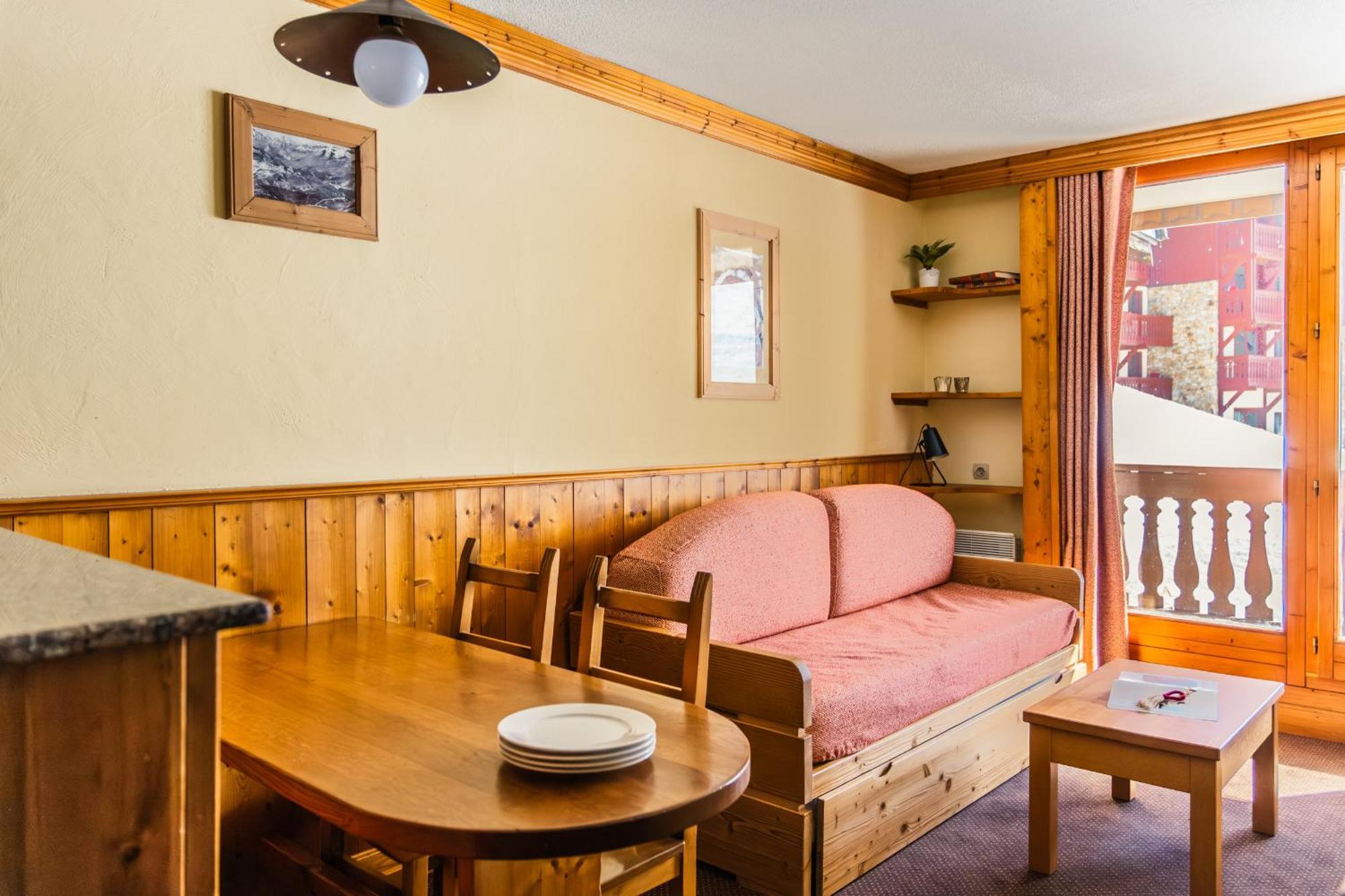 Three-Bedroom Apartment Mountain View