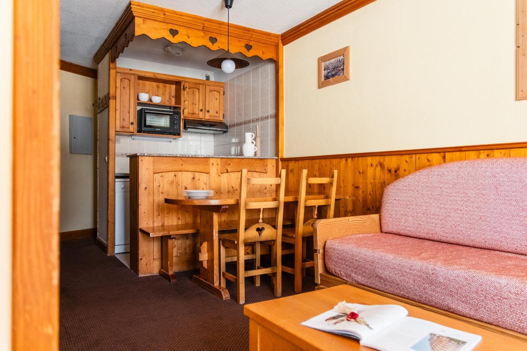 Three-Bedroom Apartment Mountain View