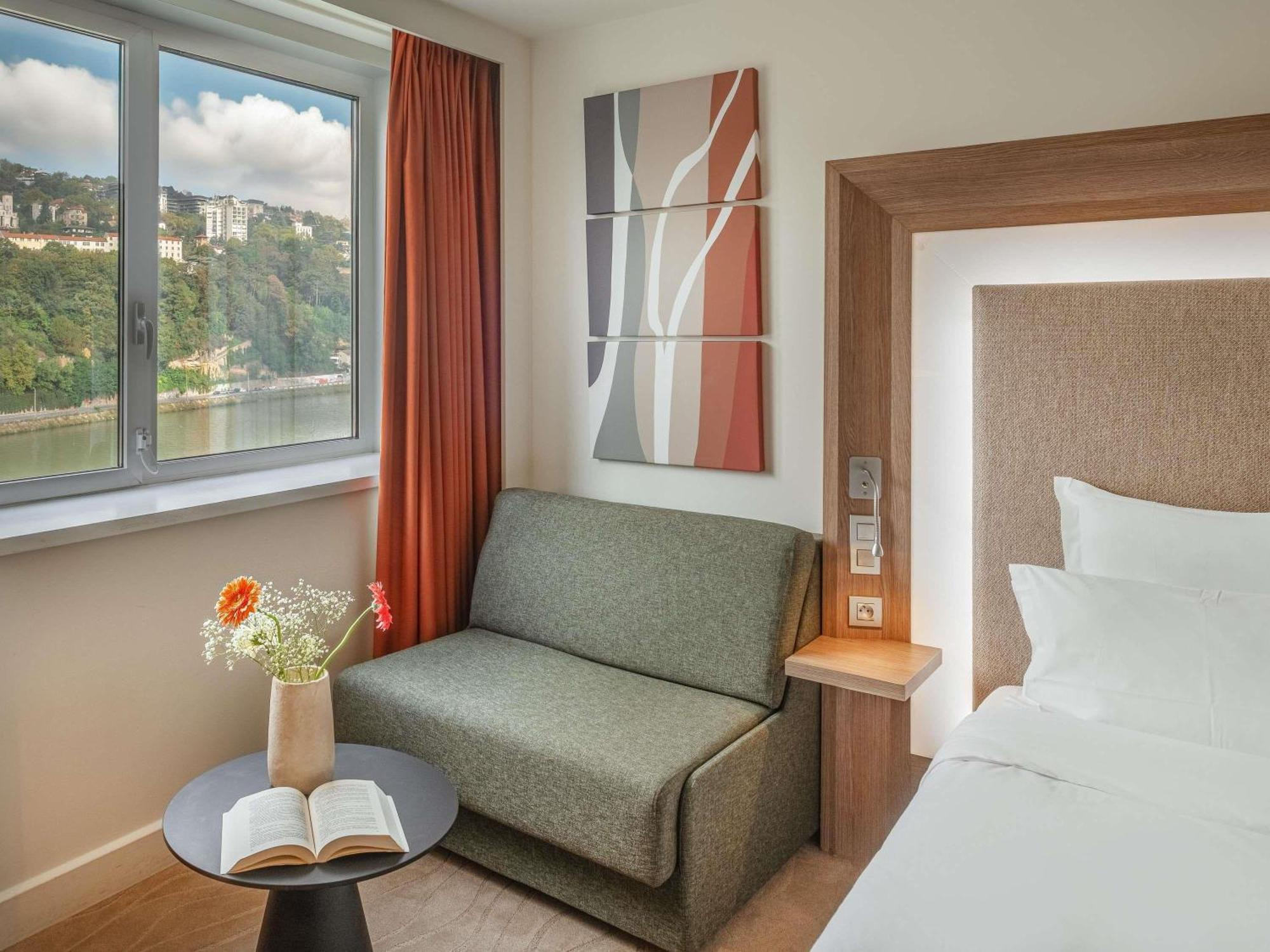 Executive Double Room Sofa River View