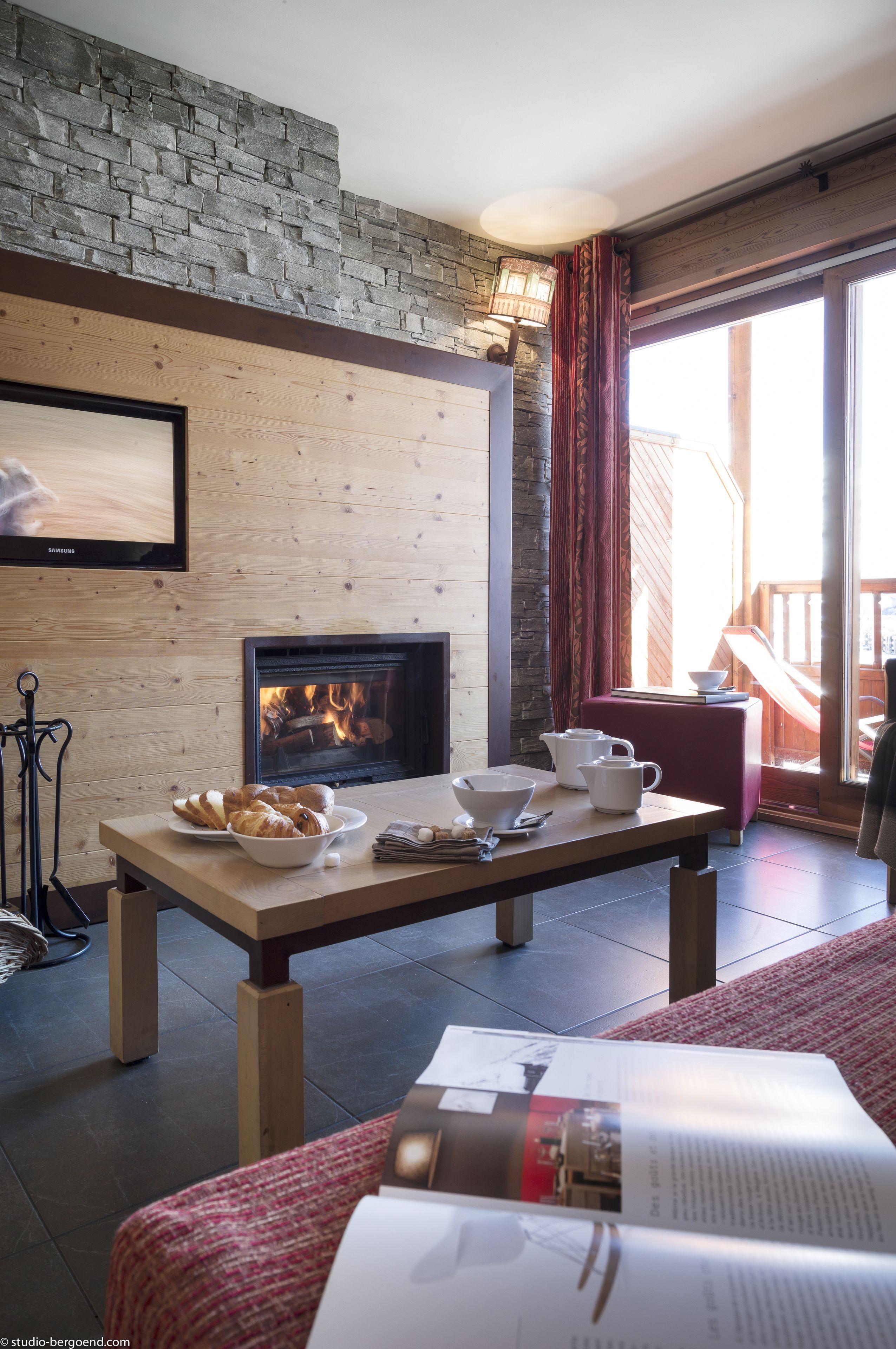 Three-Bedroom Apartment Cabin