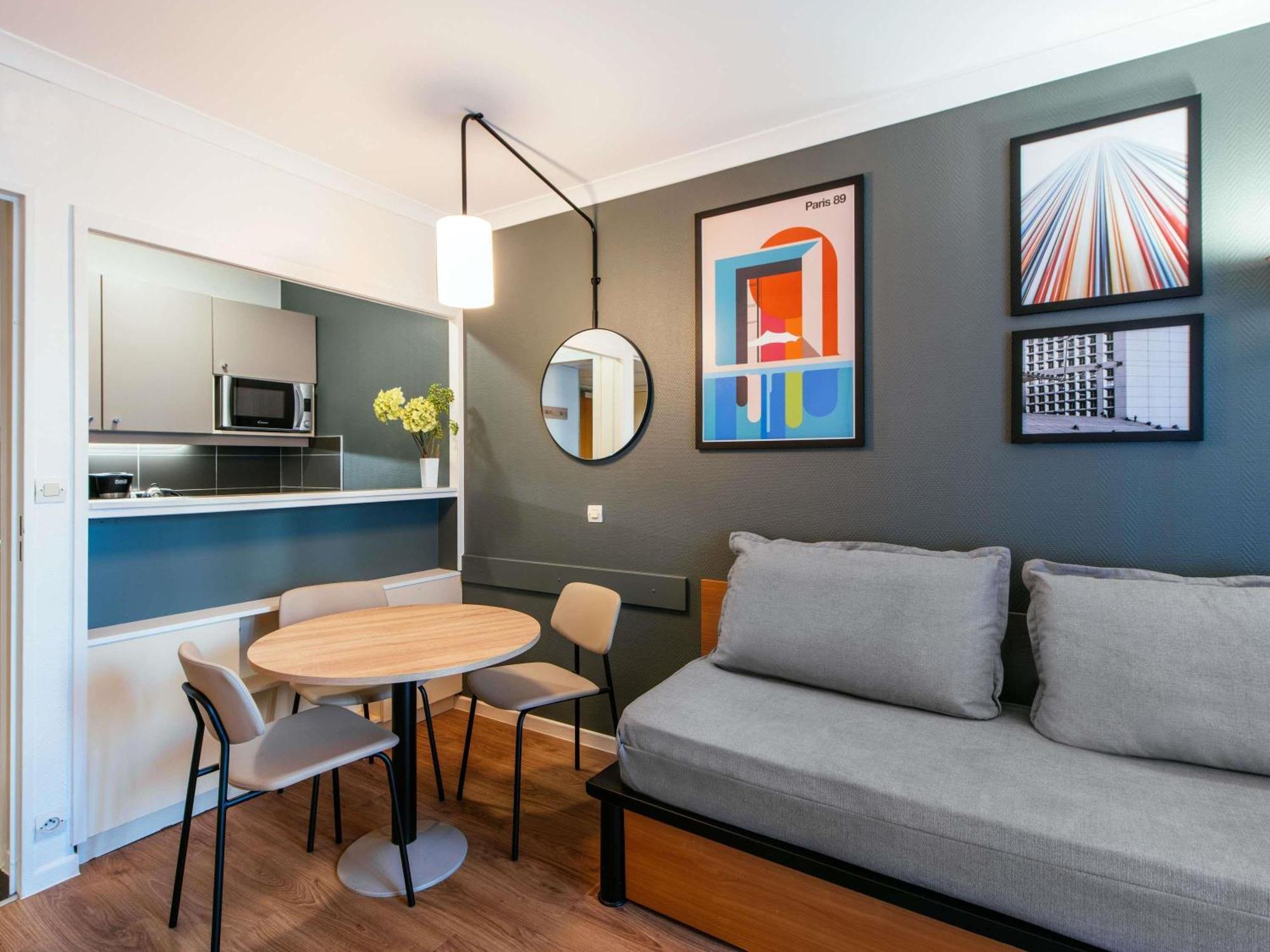 Apartment Twin Beds