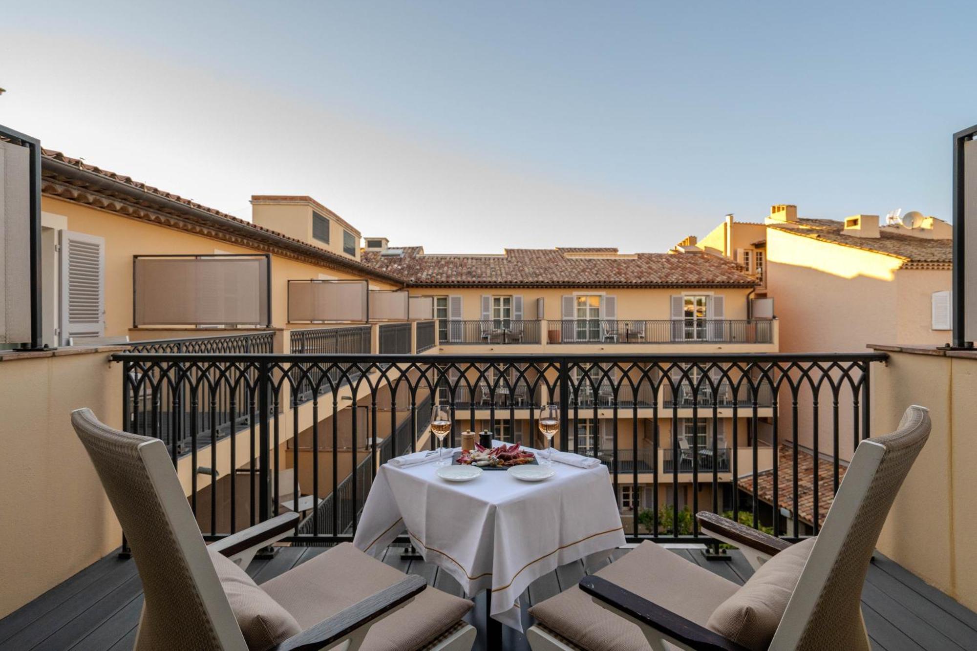 Double or Twin Room Terrace