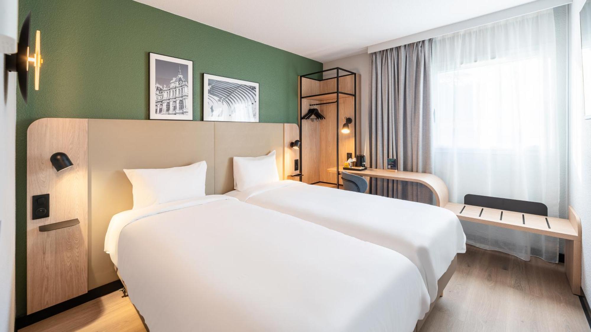 Standard Twin Room,1739359693:JPEG