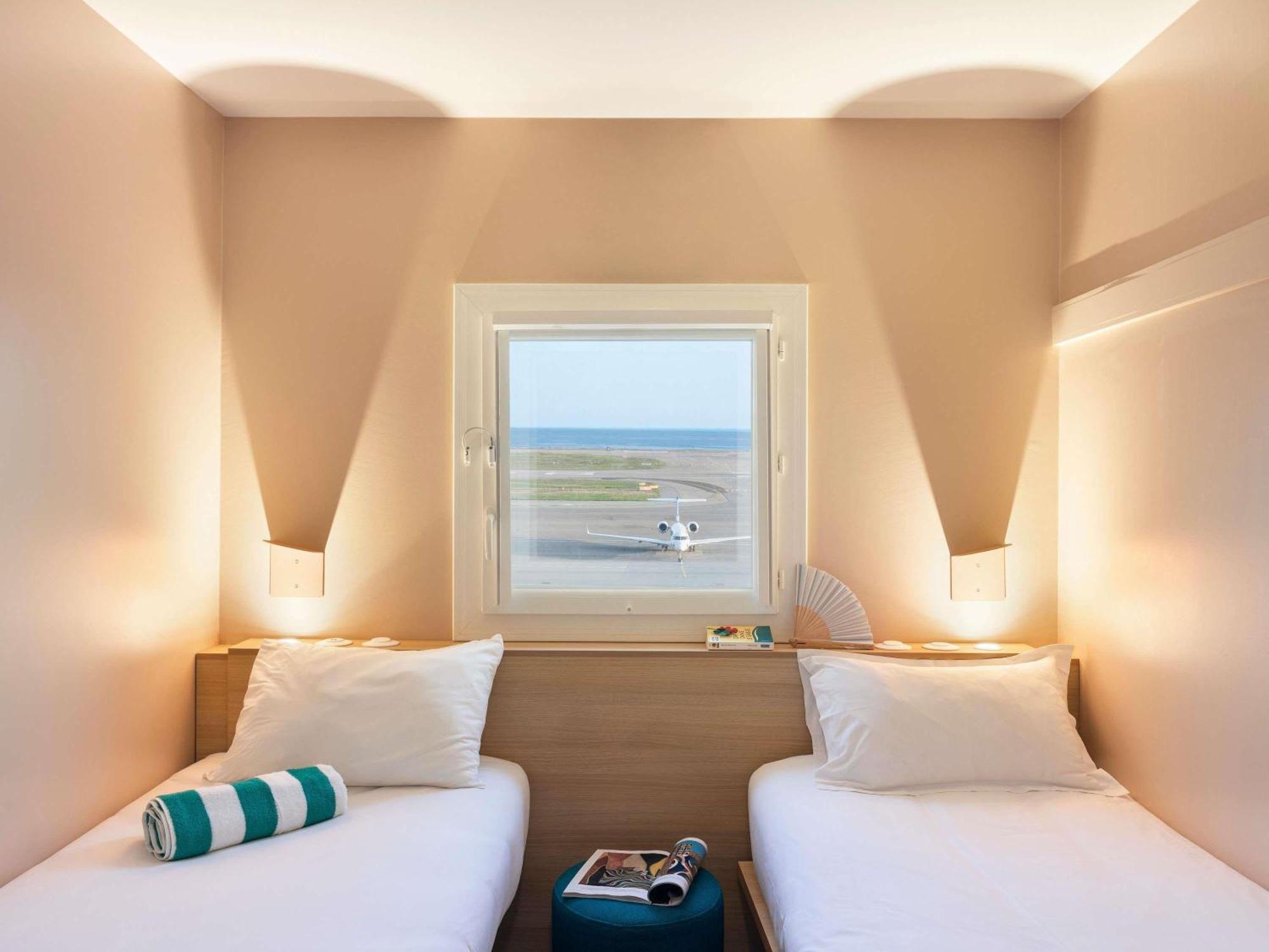POP Twin Room