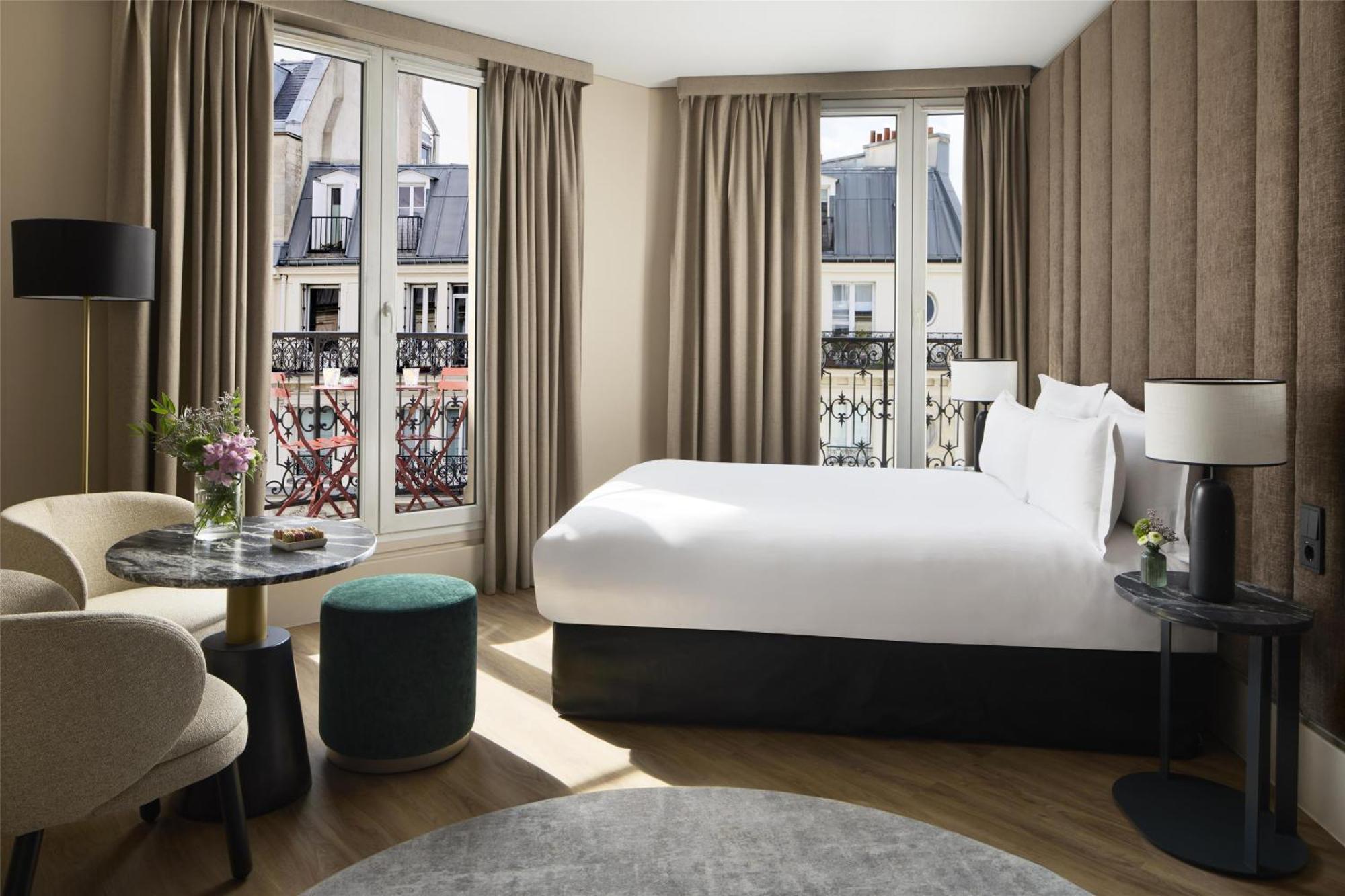 Junior Suite,1739371496:JPEG