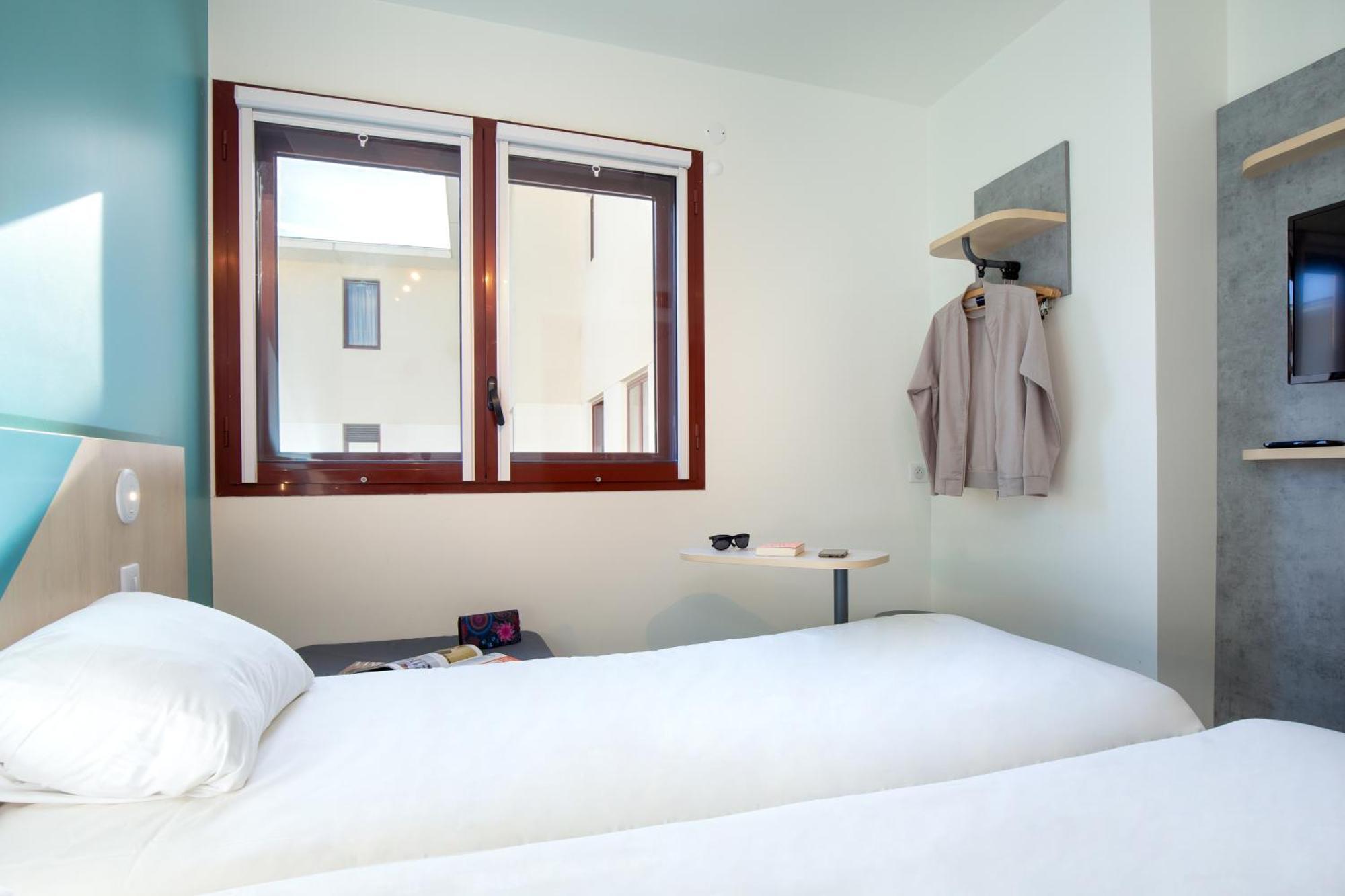 Room Double or Twin Beds