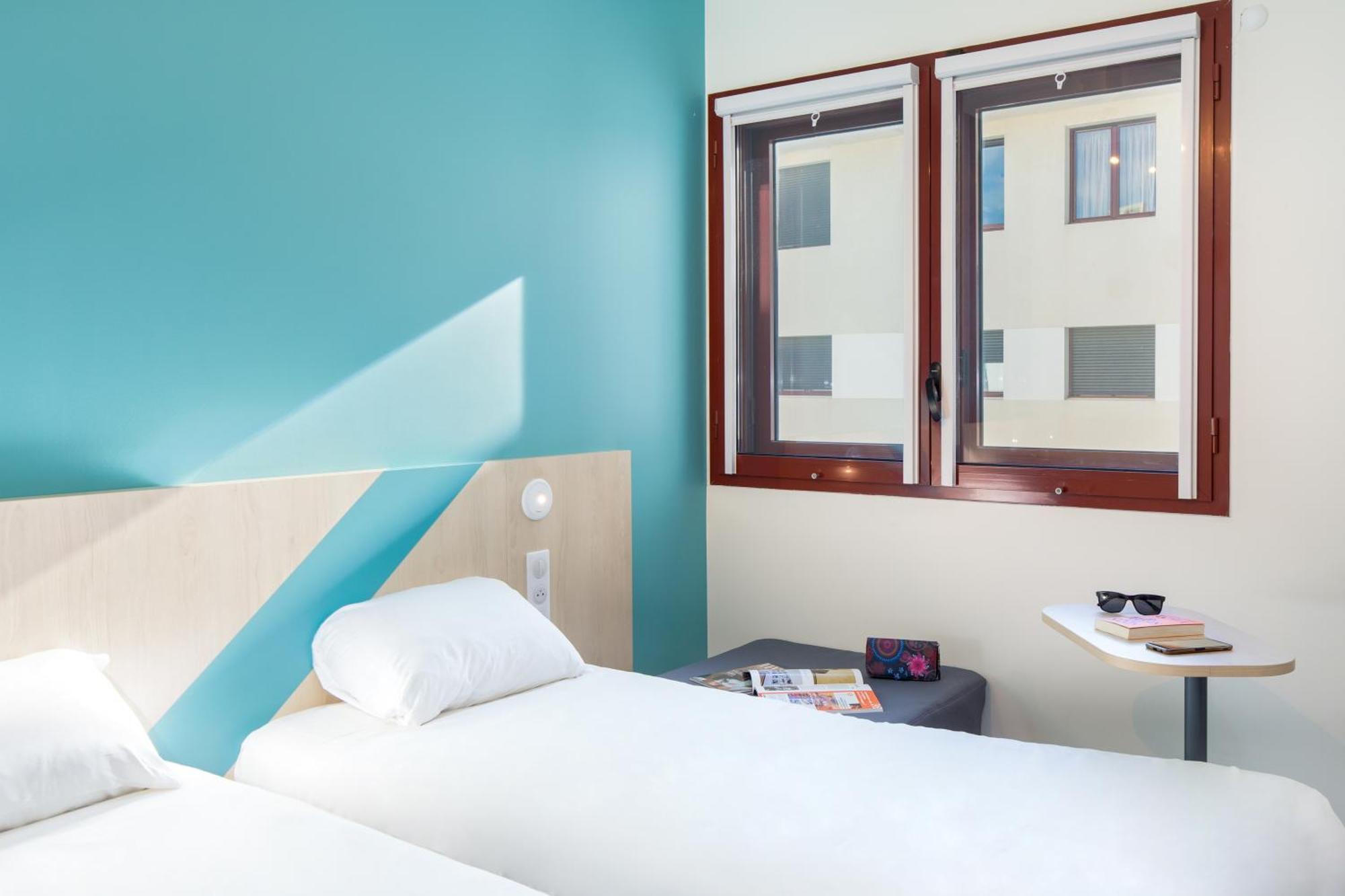 Room Double or Twin Beds