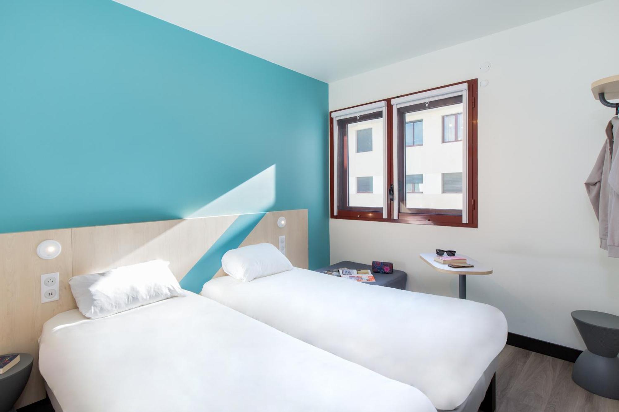 Room Double or Twin Beds