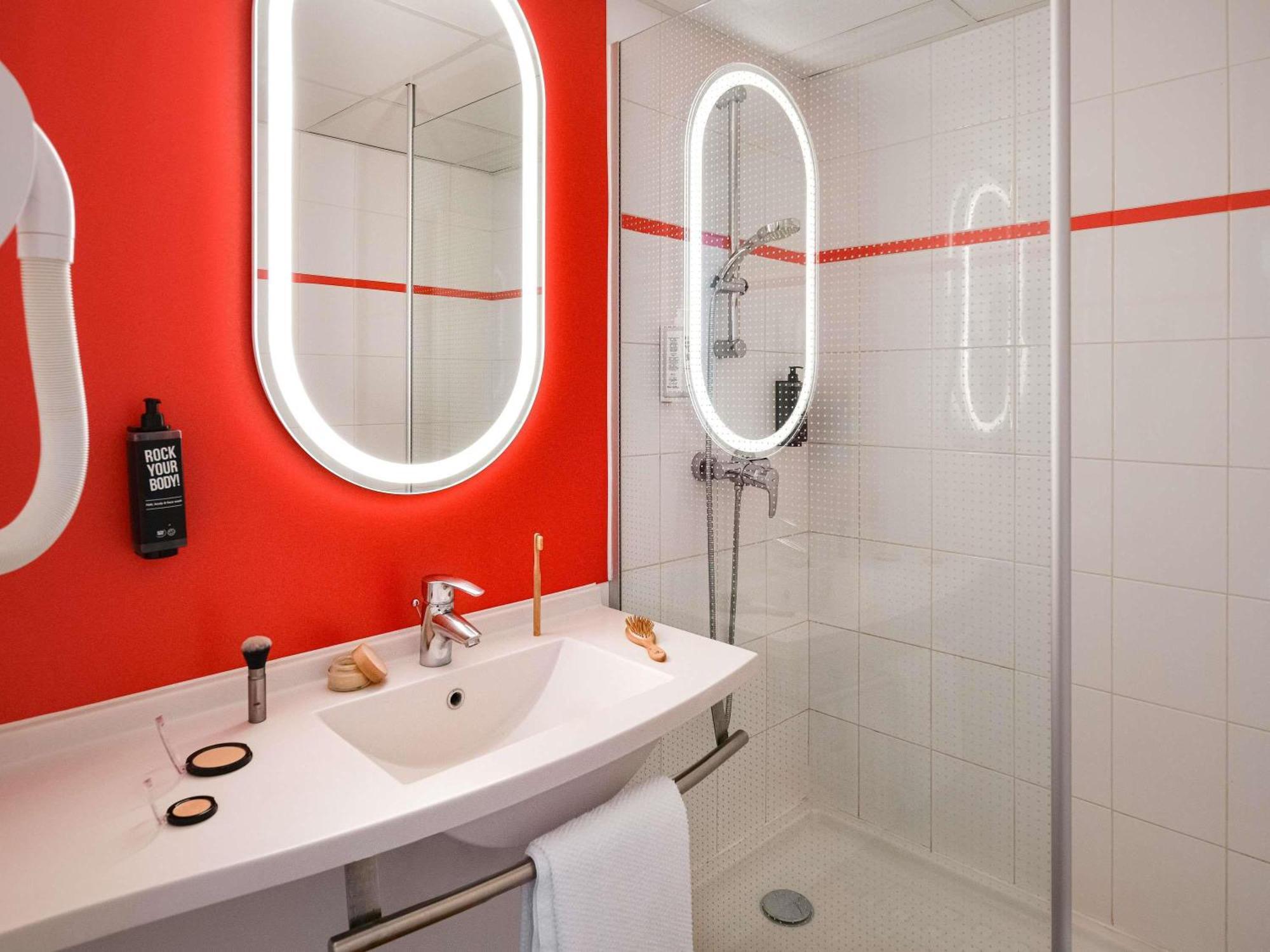 Chambre Supérieure avec 1 Lit Double et 1 Canapé-Lit