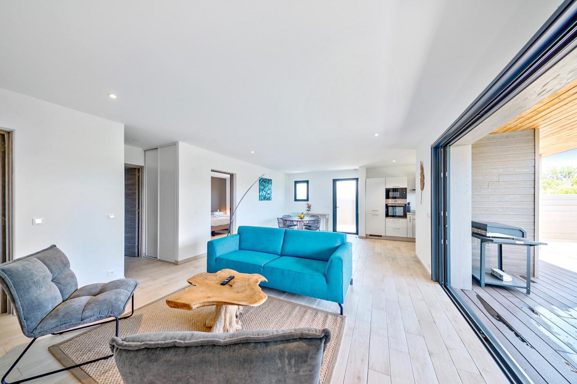 Three-Bedroom Villa Air Conditioning 7m Private Pool Terrace