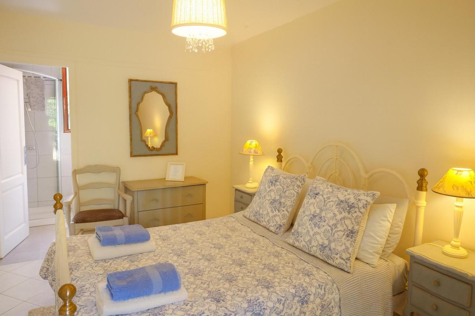 Double Room Private Bathroom