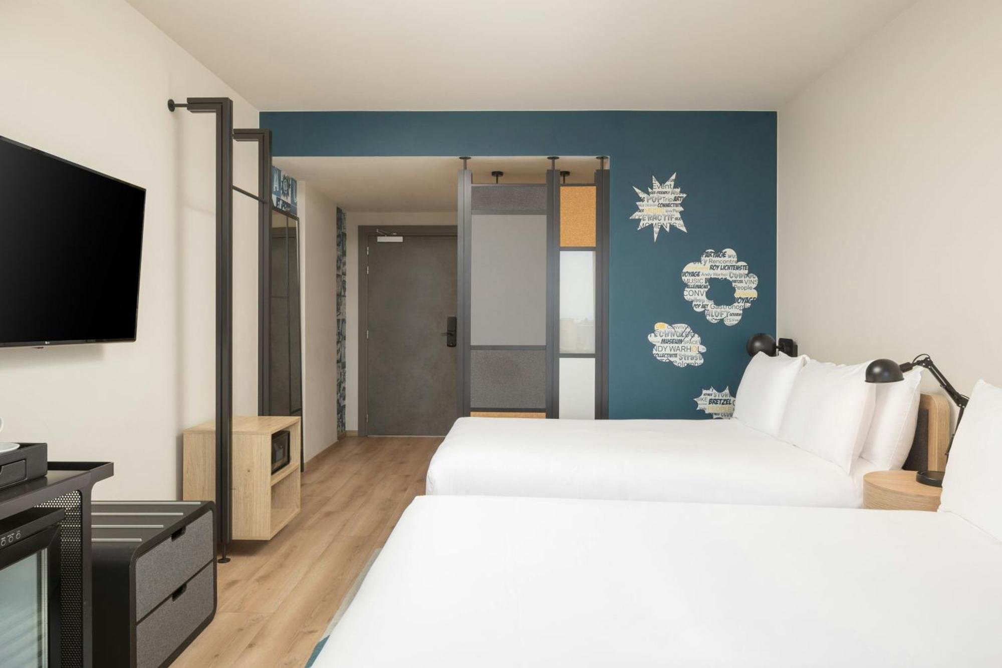 Aloft Family Room