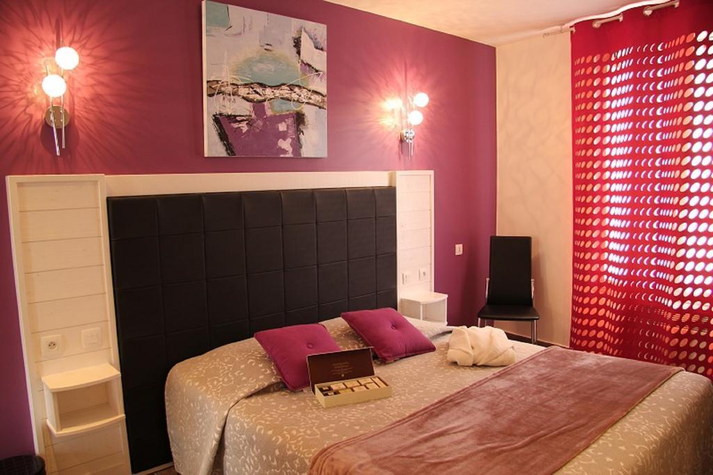 Deluxe Double Room,1588147256:JPEG