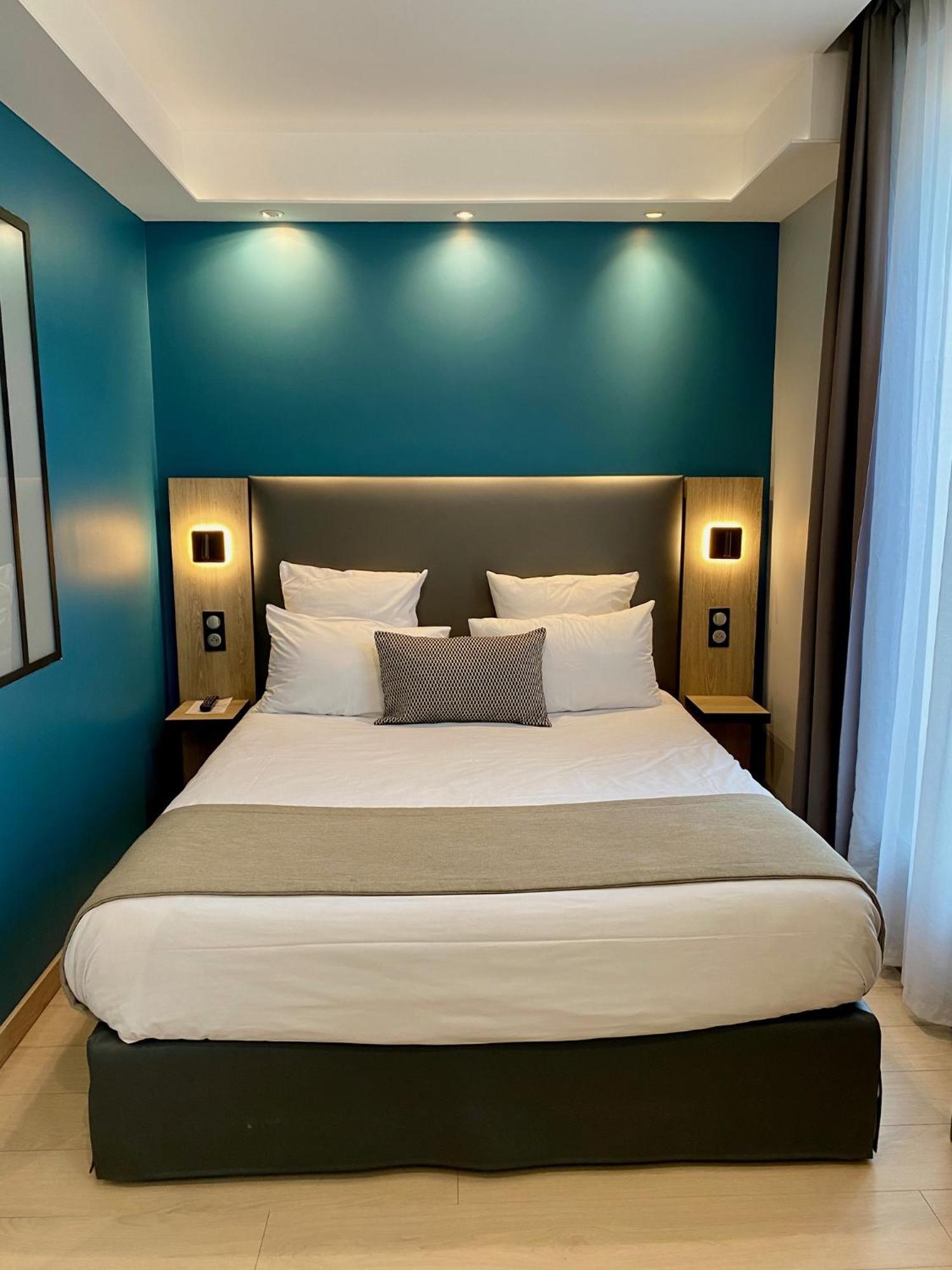 Superior Queen Room