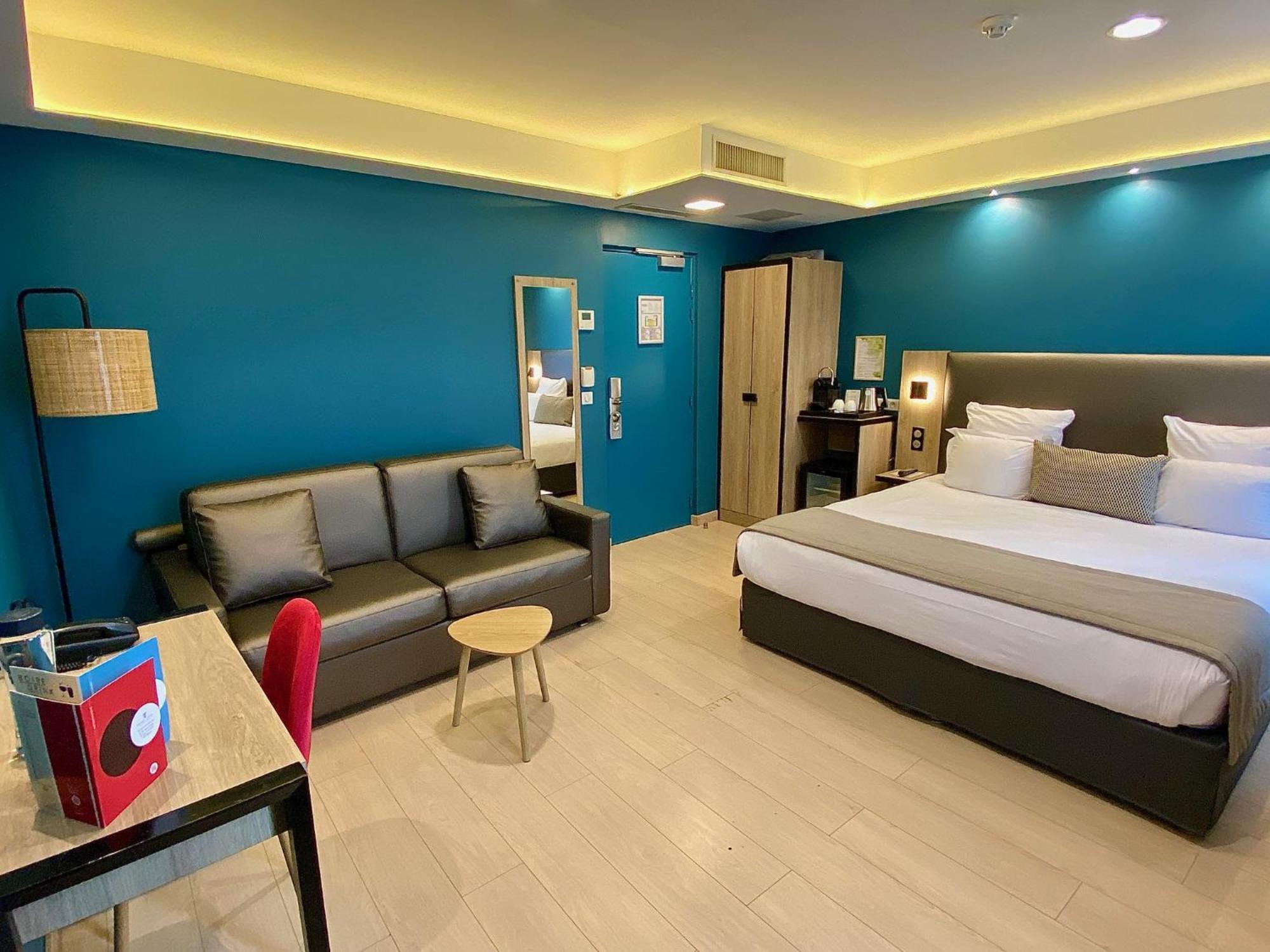 Executive Suite