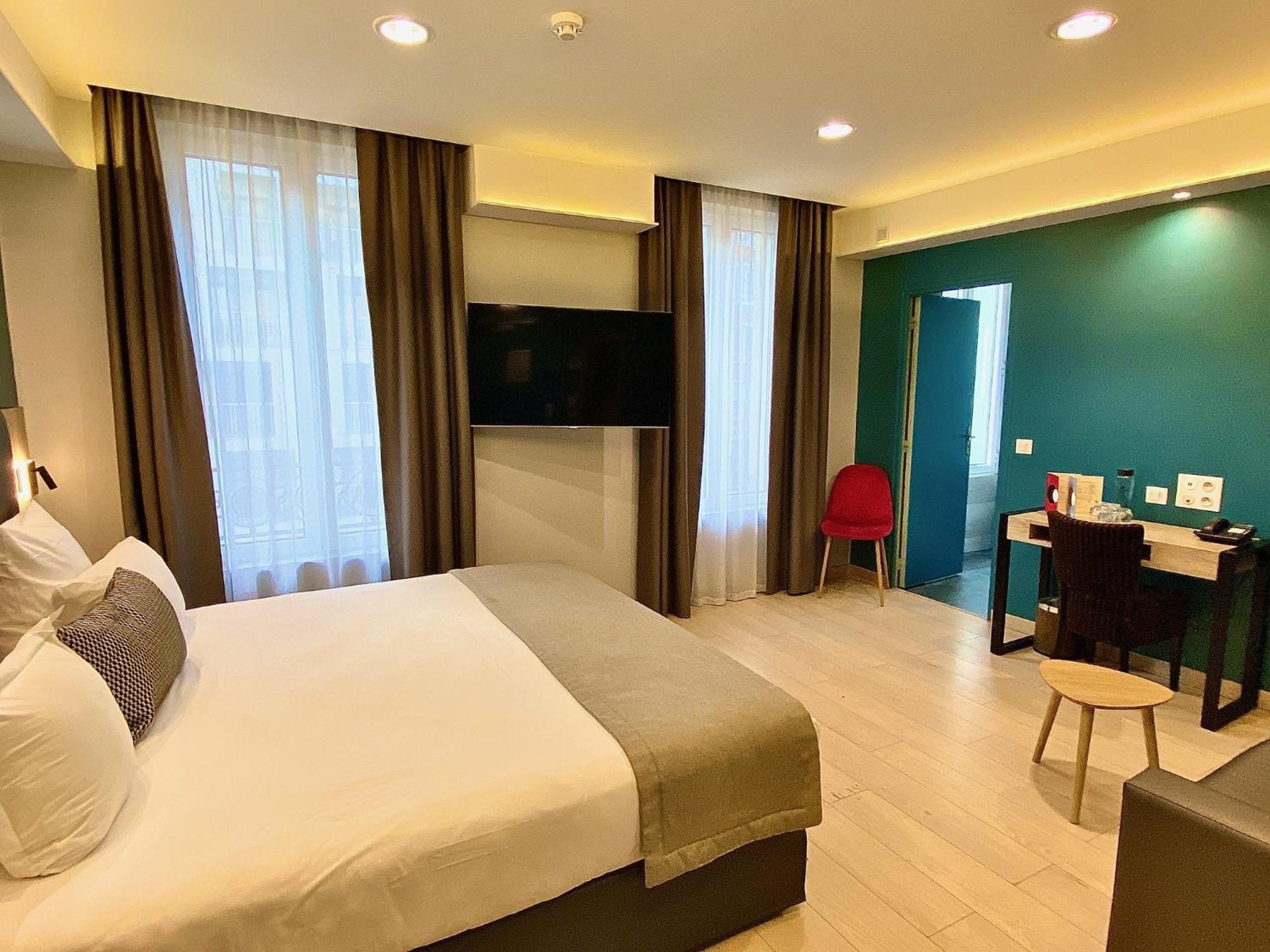 Executive Suite