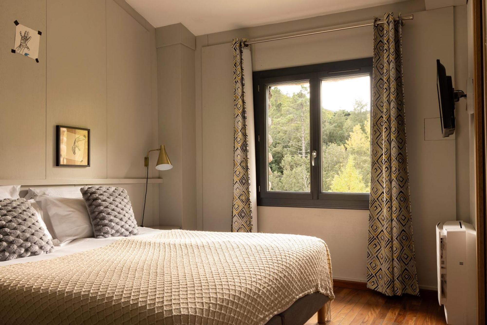 Standard Double Room,1742768200:JPEG