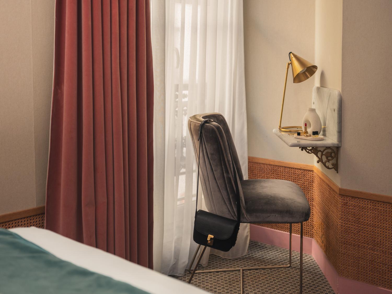 Superior Double Room Shower,1742984205:JPEG