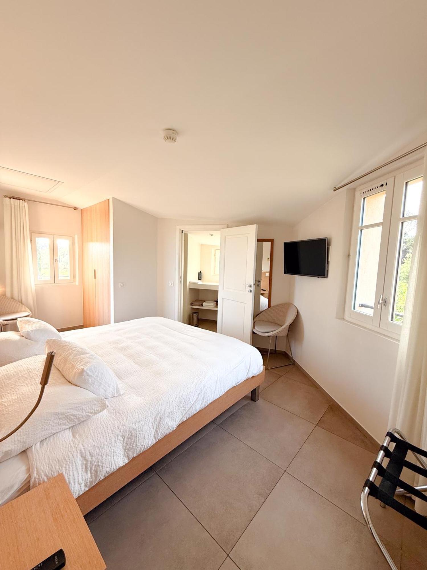 Two-Bedroom Duplex Apartment Garden