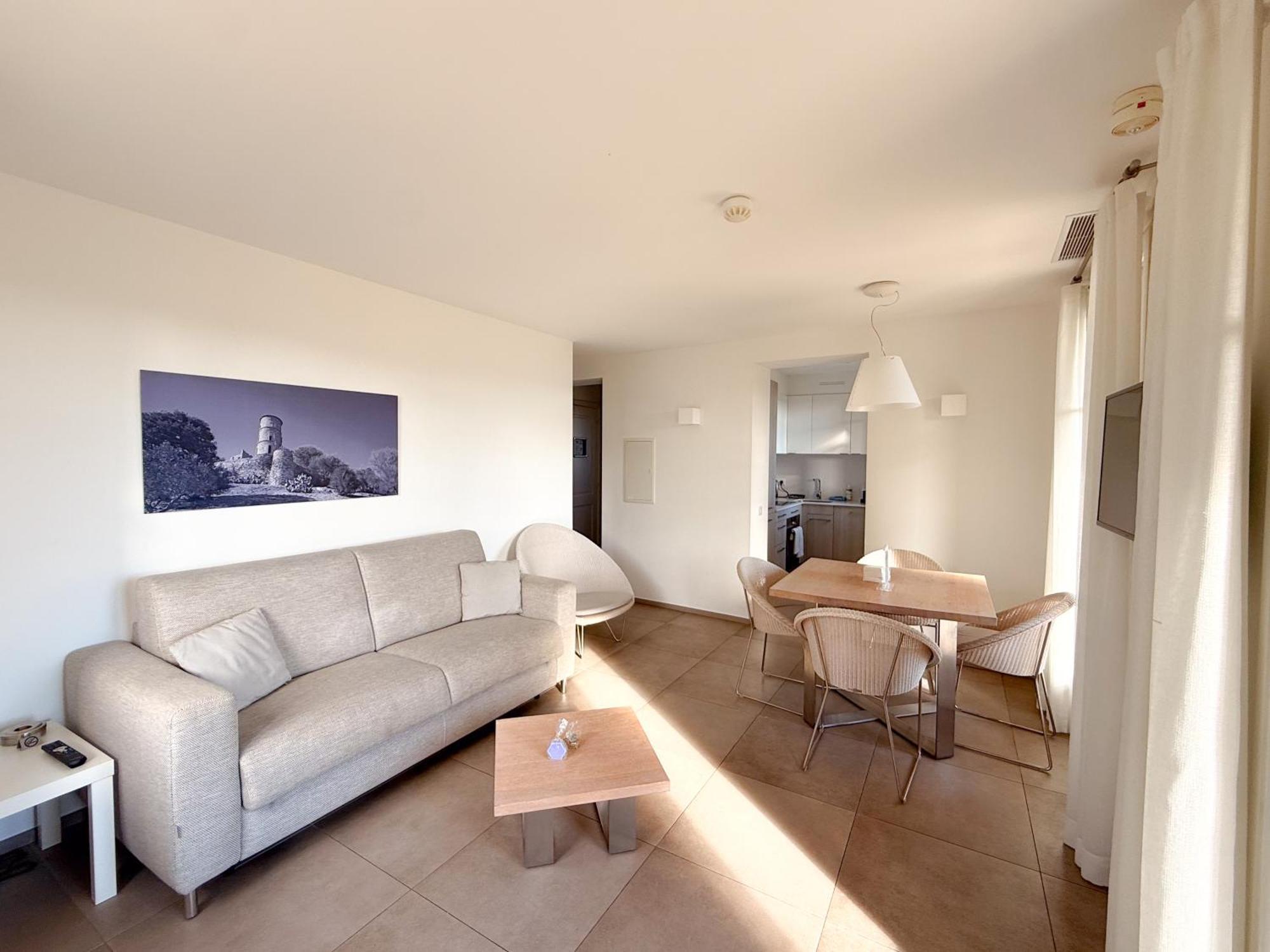 One-Bedroom Deluxe Apartment Terrace