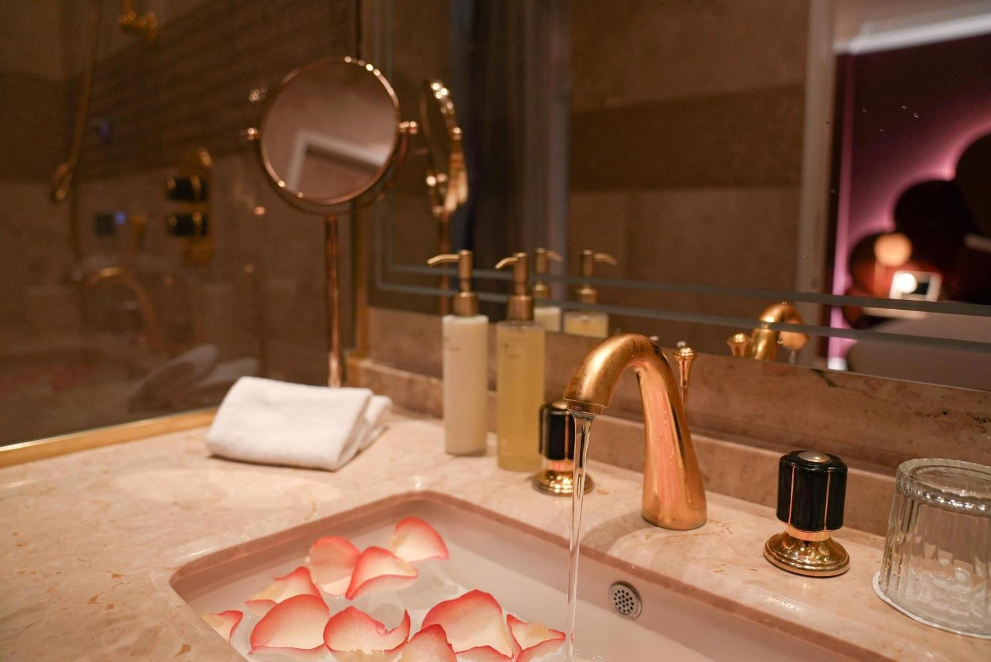 Executive Room – Passion Sensorial Shower