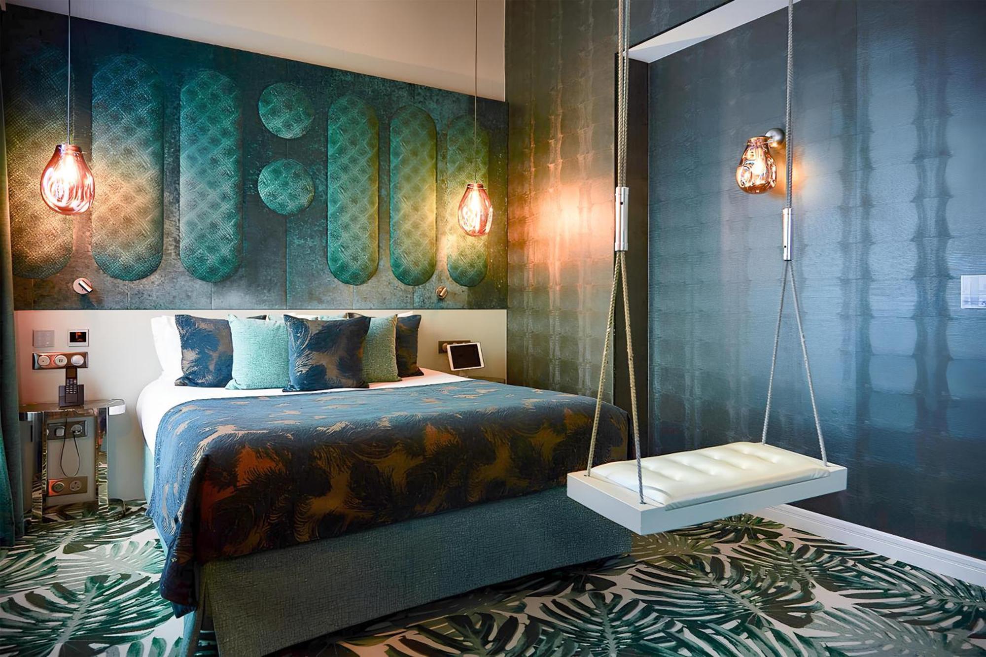 Superior Room Boudoir Jacuzzi