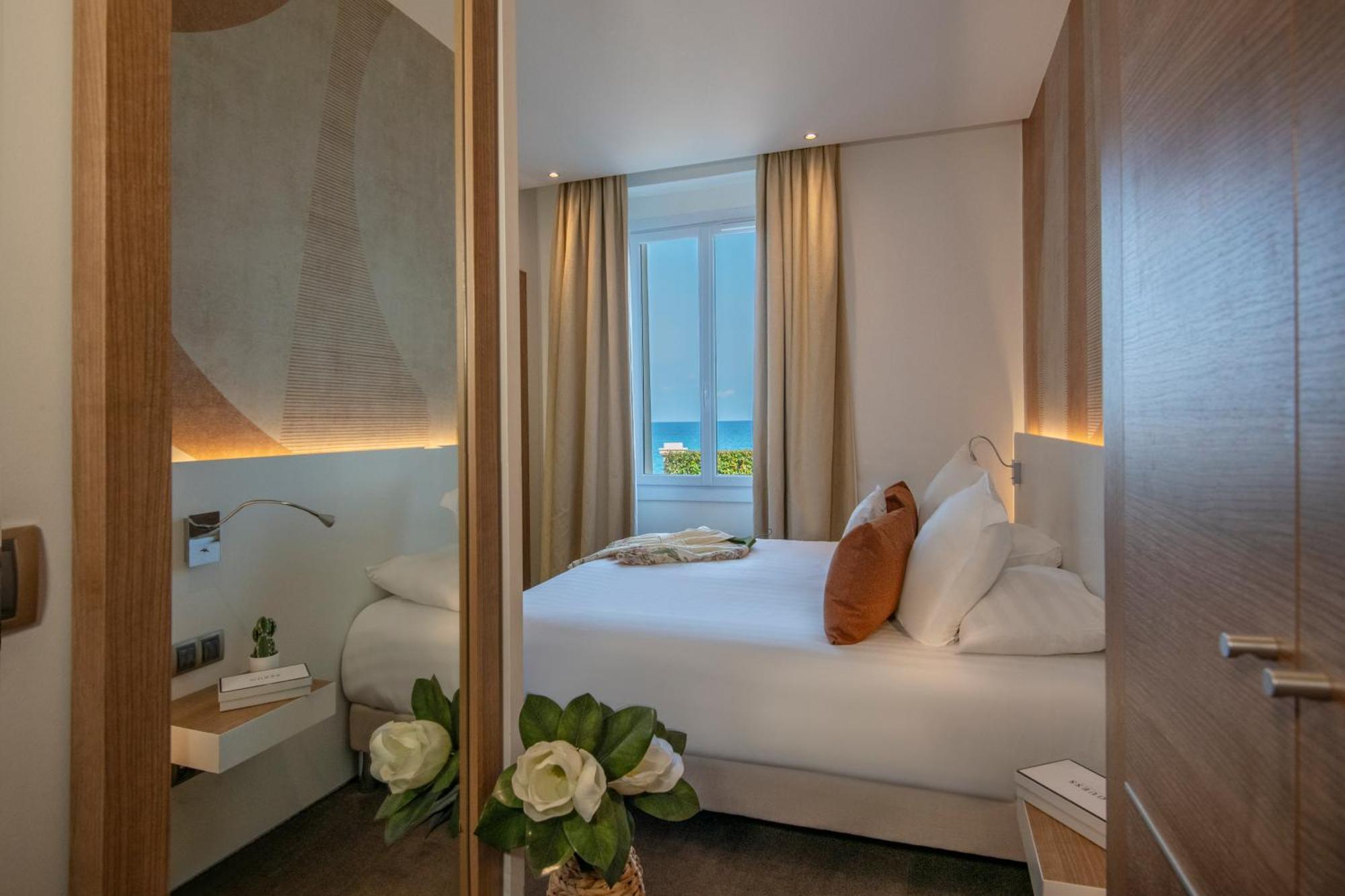 Comfort King Room Sea View Non-Smoking
