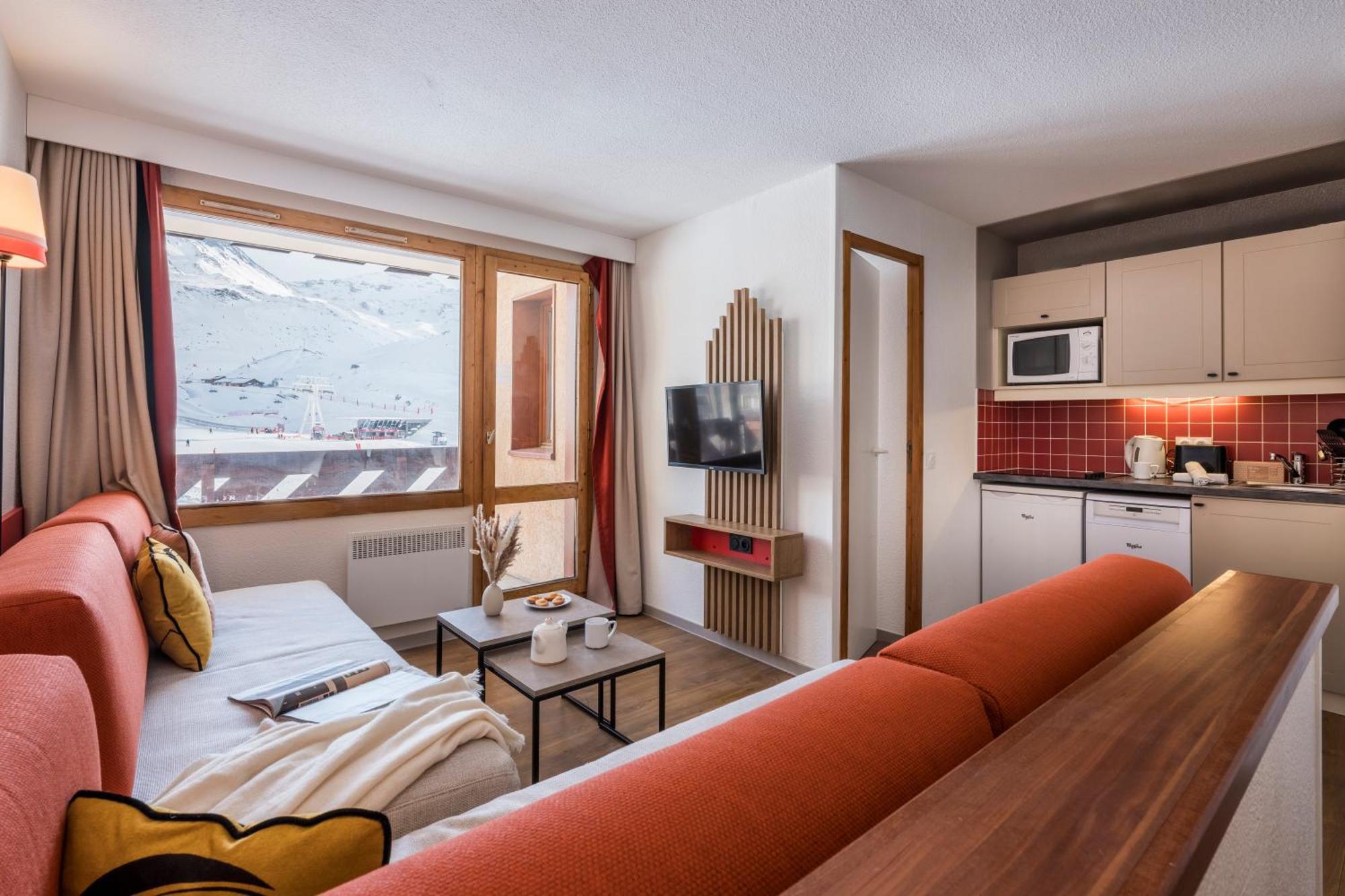 One-Bedroom Apartment