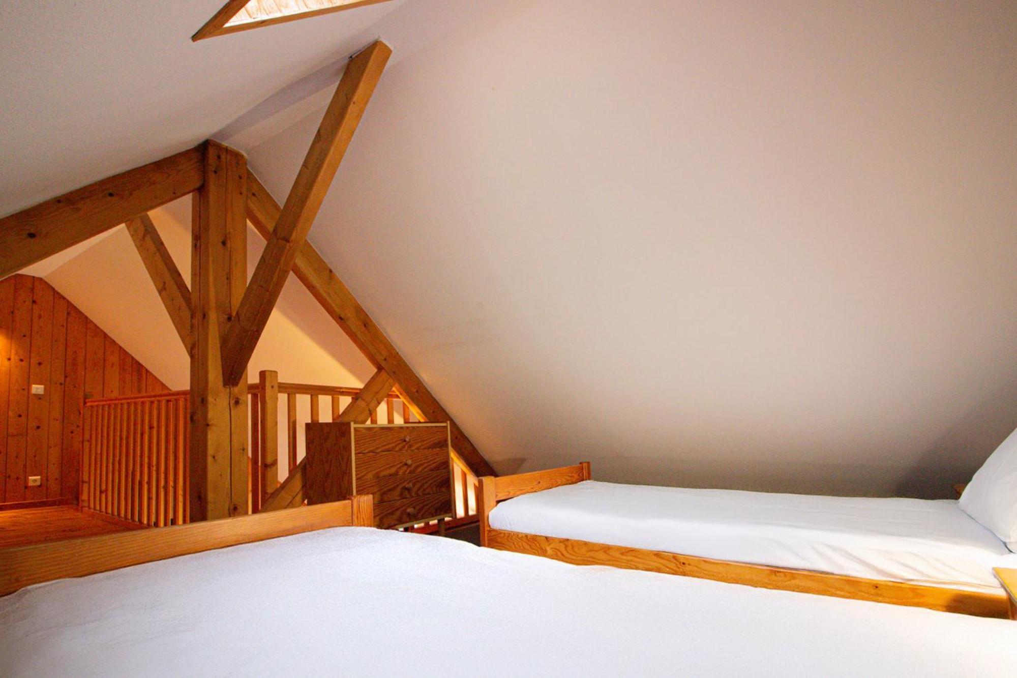 One-bedroom Loft Apartment,1746848357:JPEG