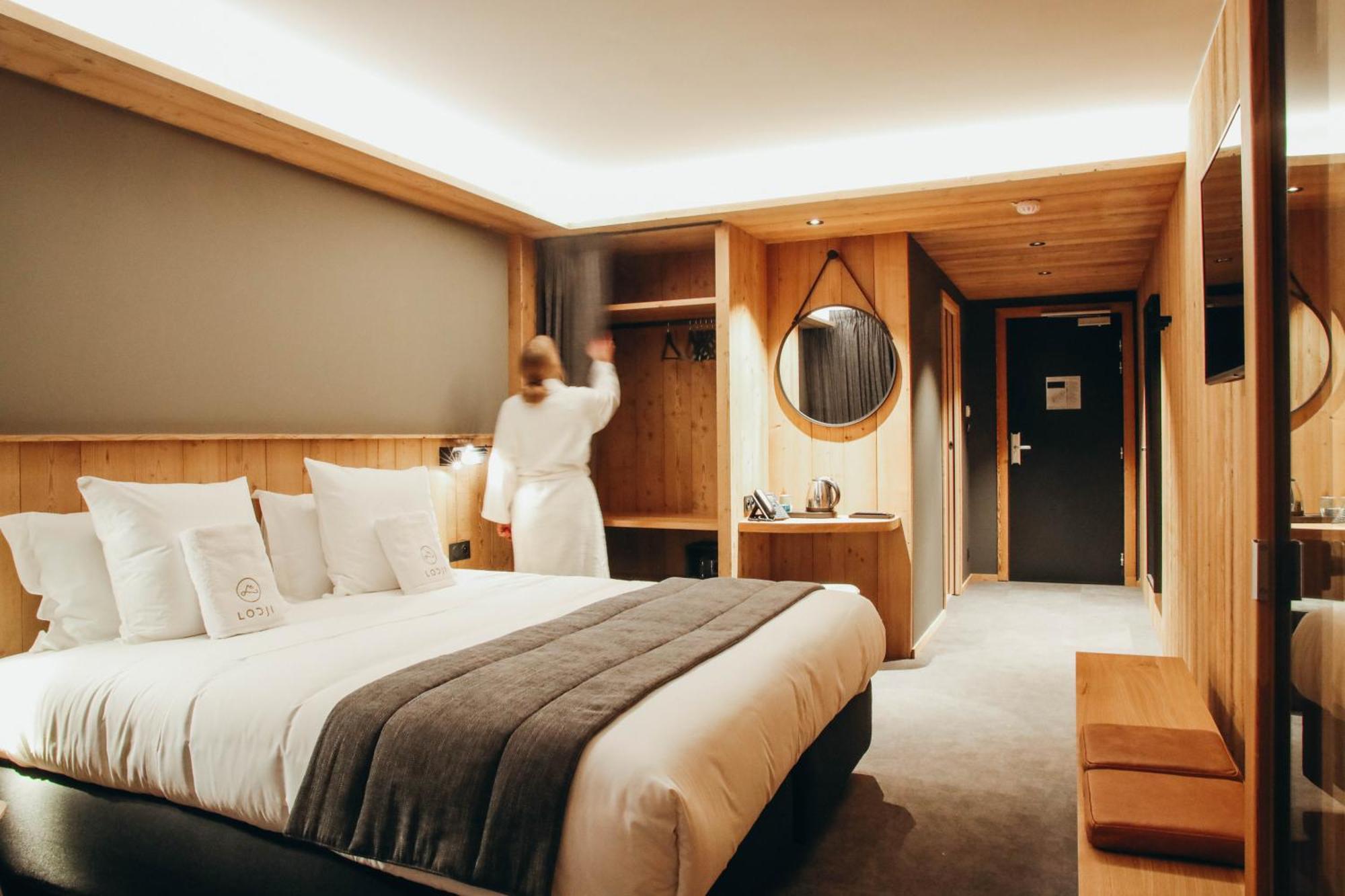 Deluxe Balneo Room