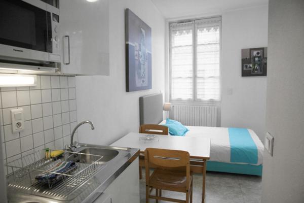 Studio Apartment