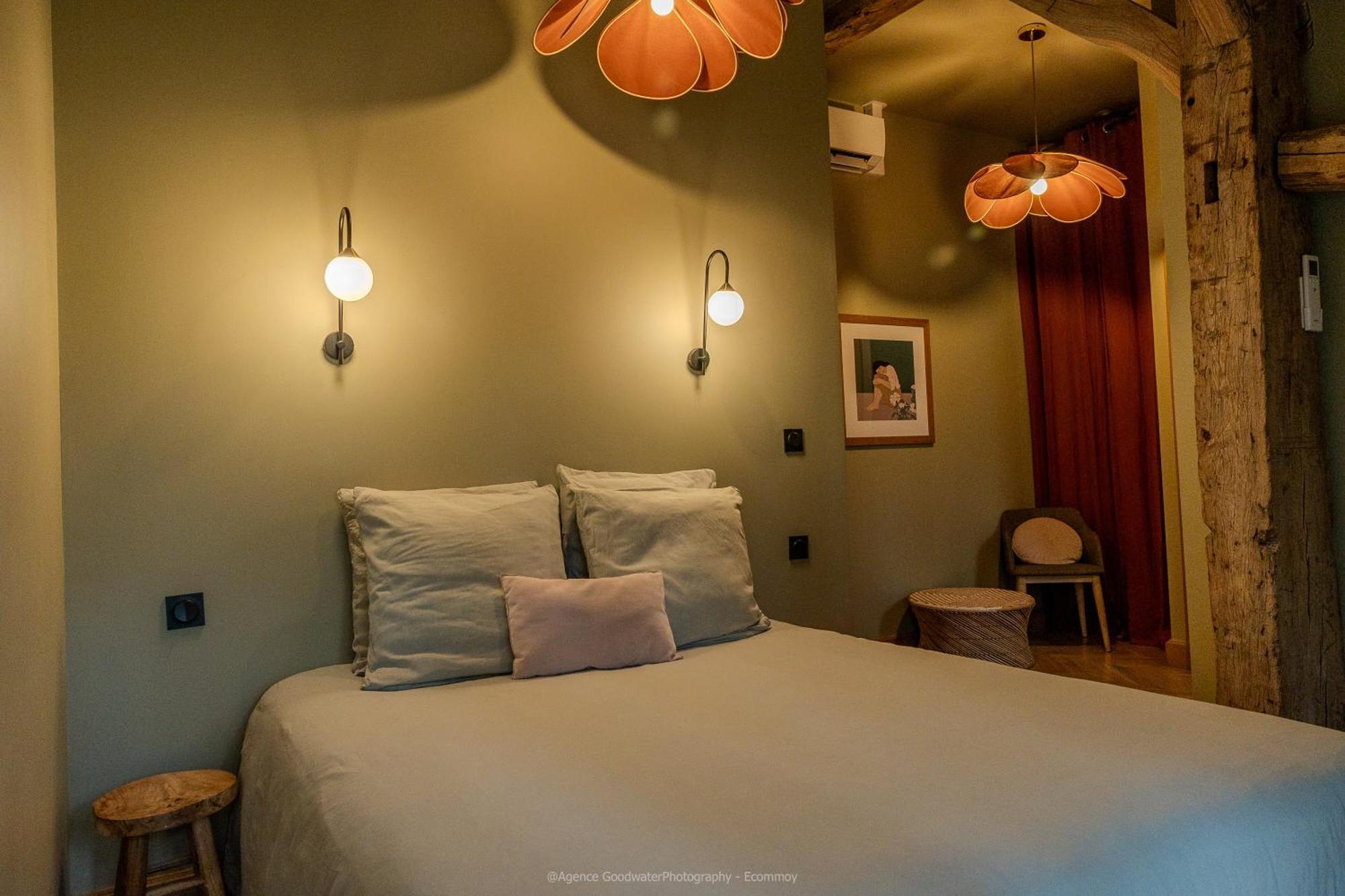 Superior Double Room Bath