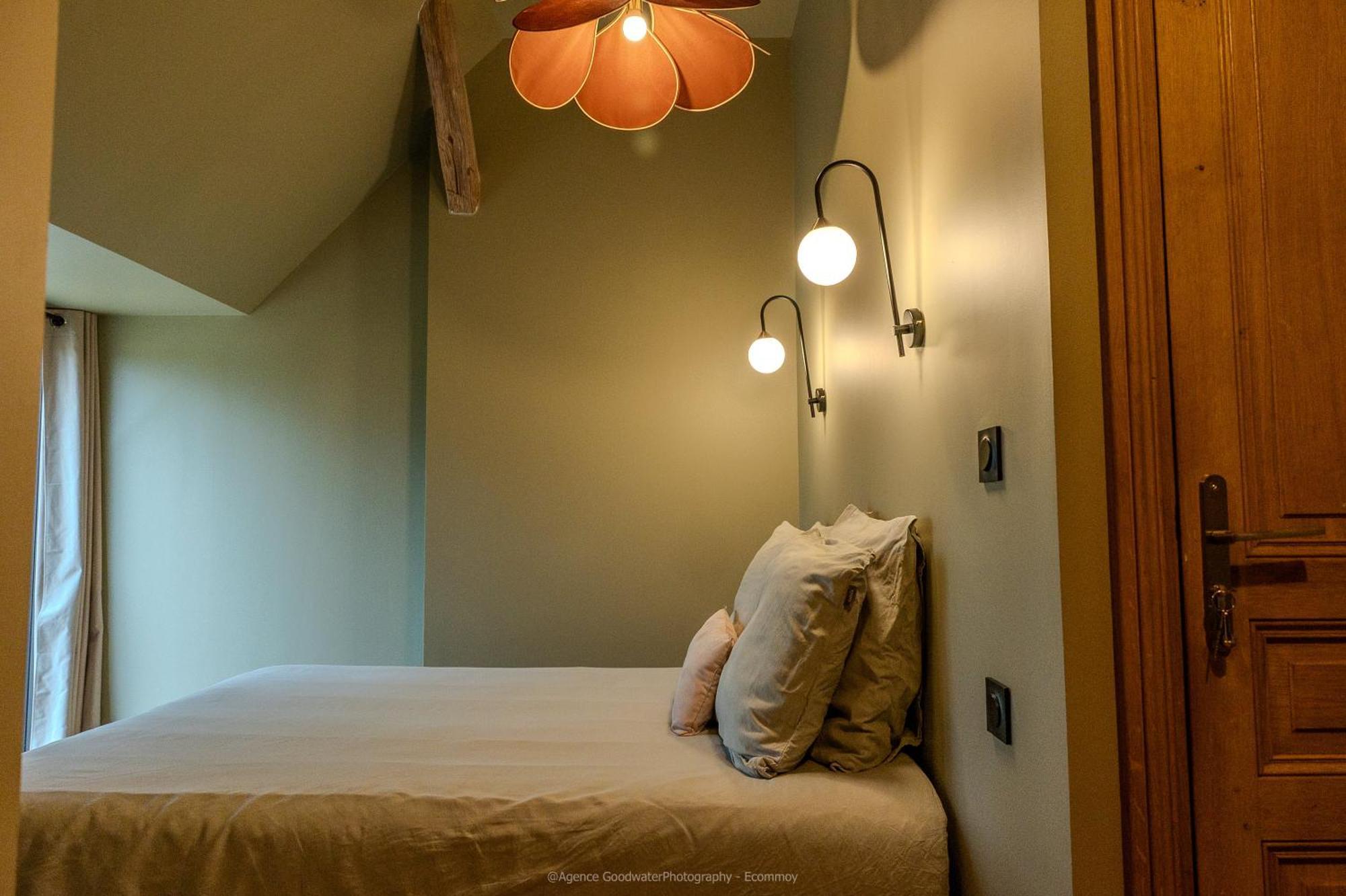 Superior Double Room Bath