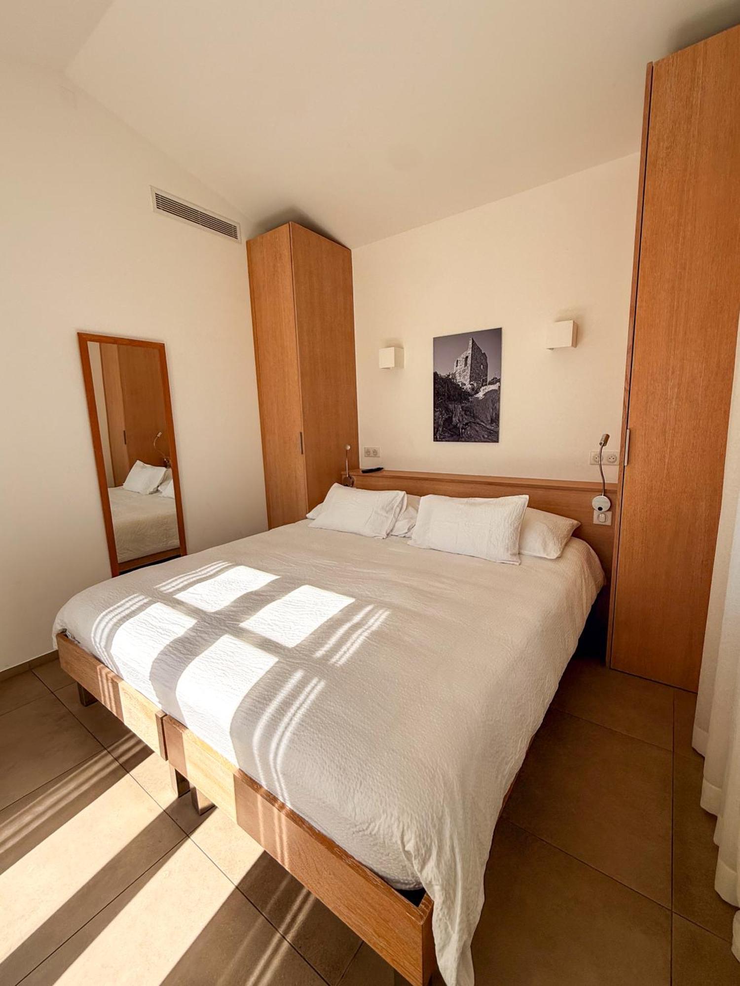 Two-Bedroom Deluxe Apartment Garden