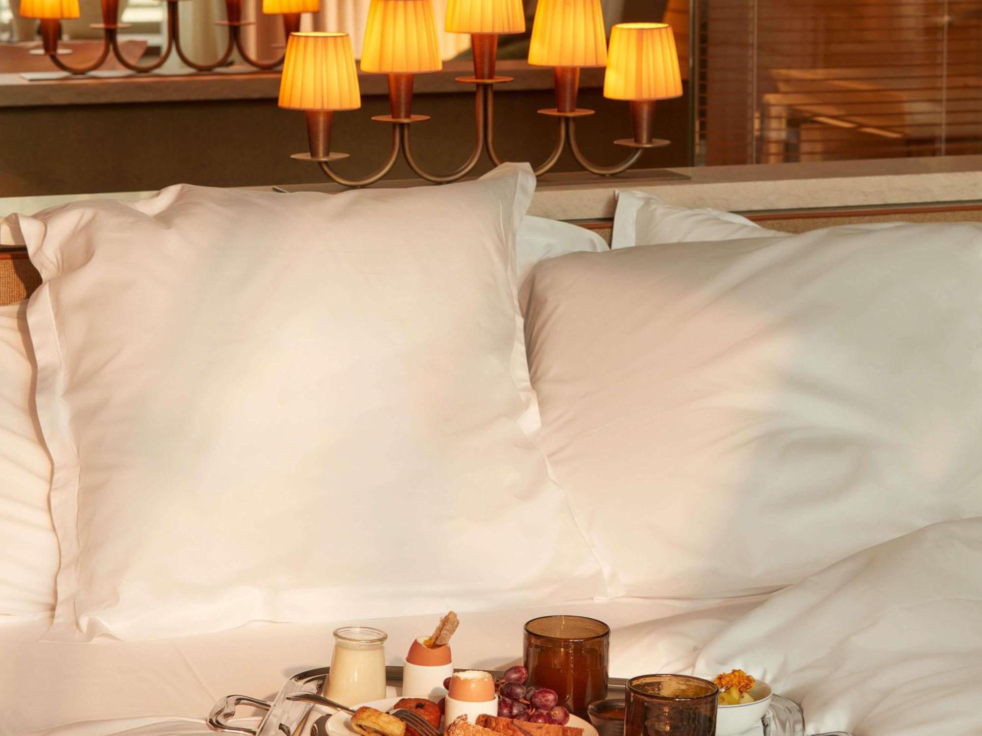 Deluxe King Room,1757075284:JPEG