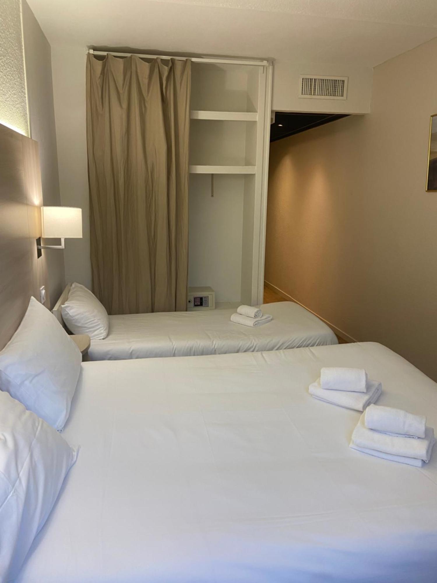 Triple Room,1758264155:JPEG