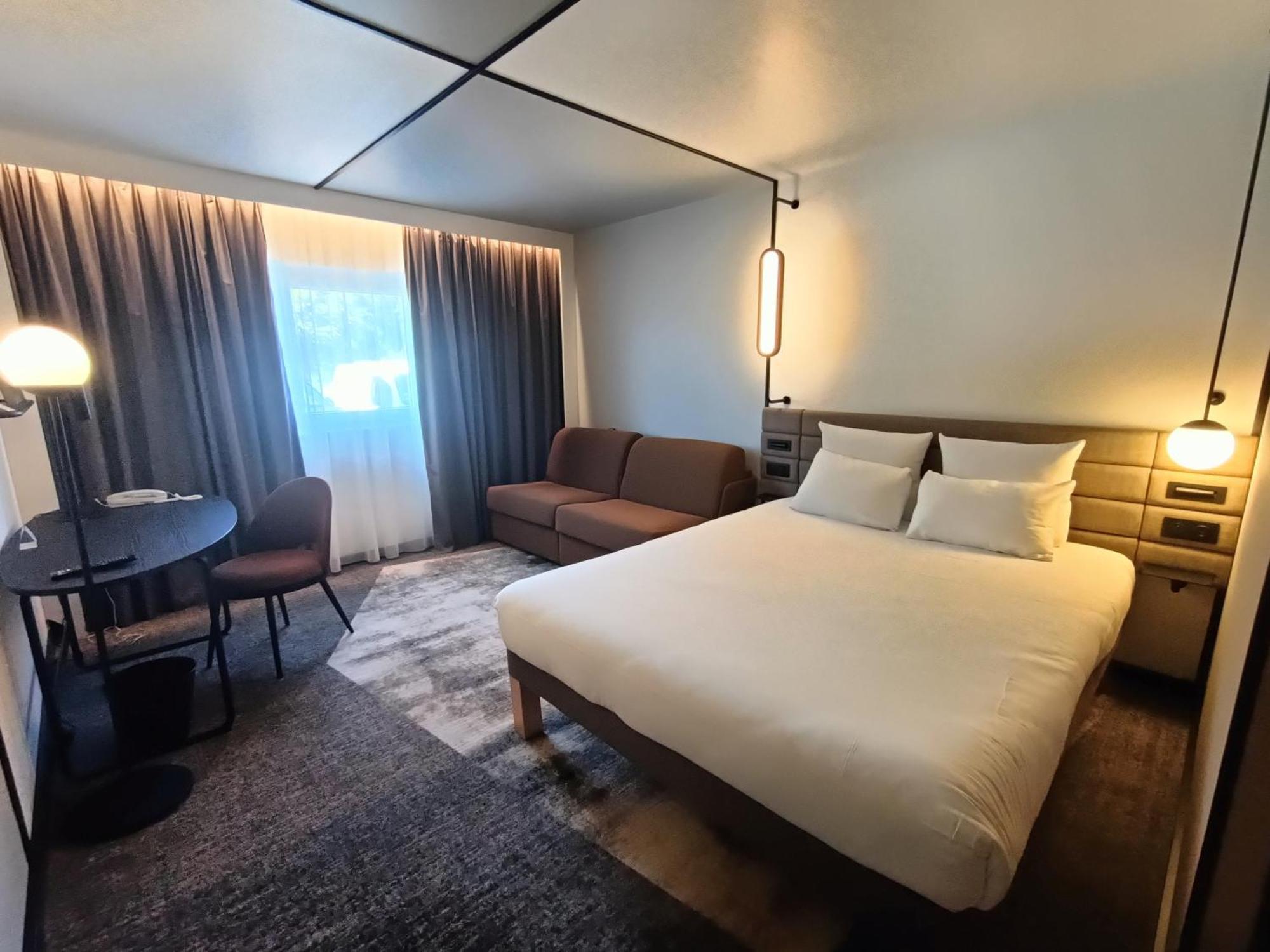 Chambre Exécutive avec 1 Lit Double et 1 Canapé-Lit Simple
