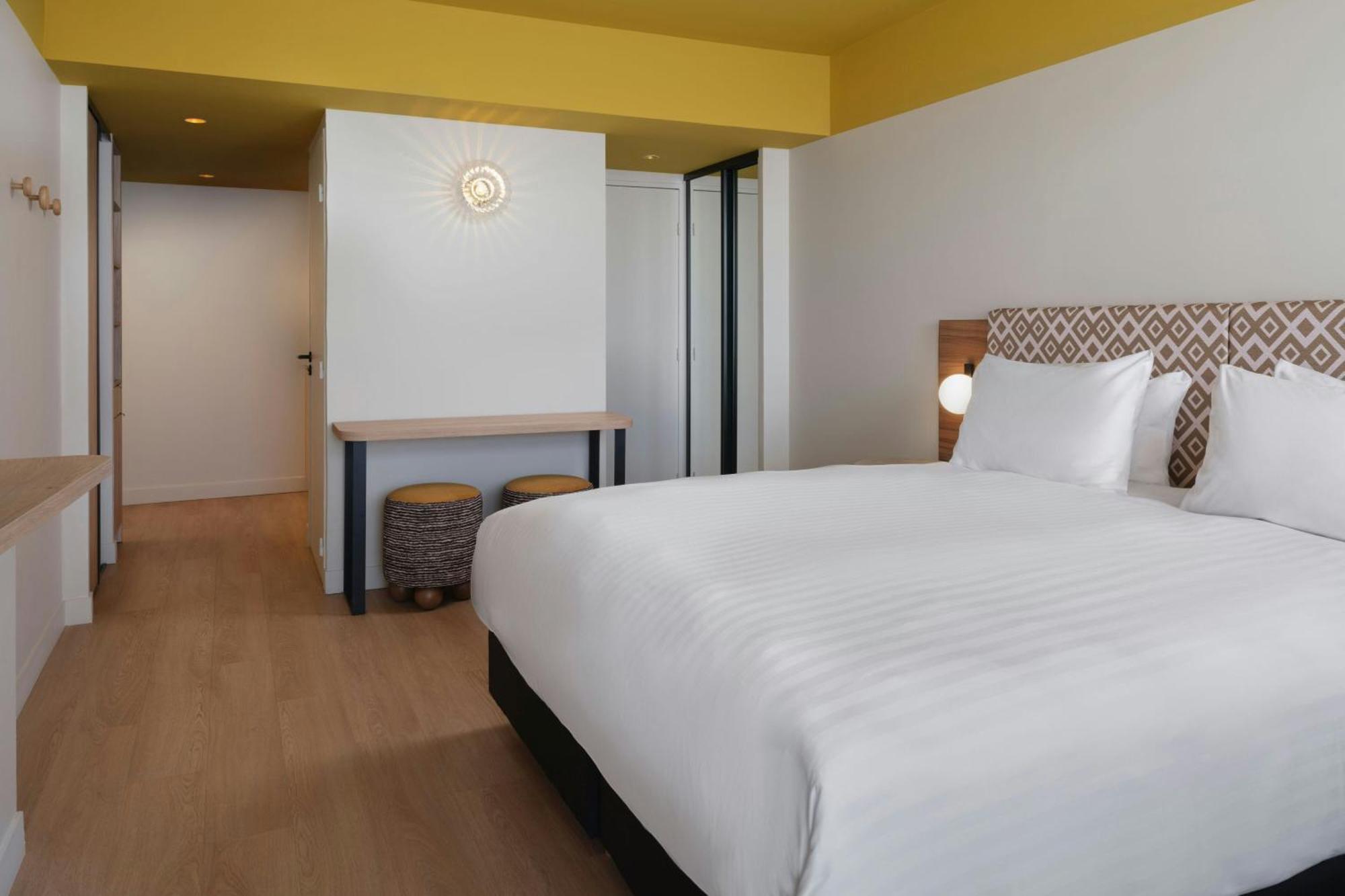 King Studio with One King Bed and Sofa Bed and City View