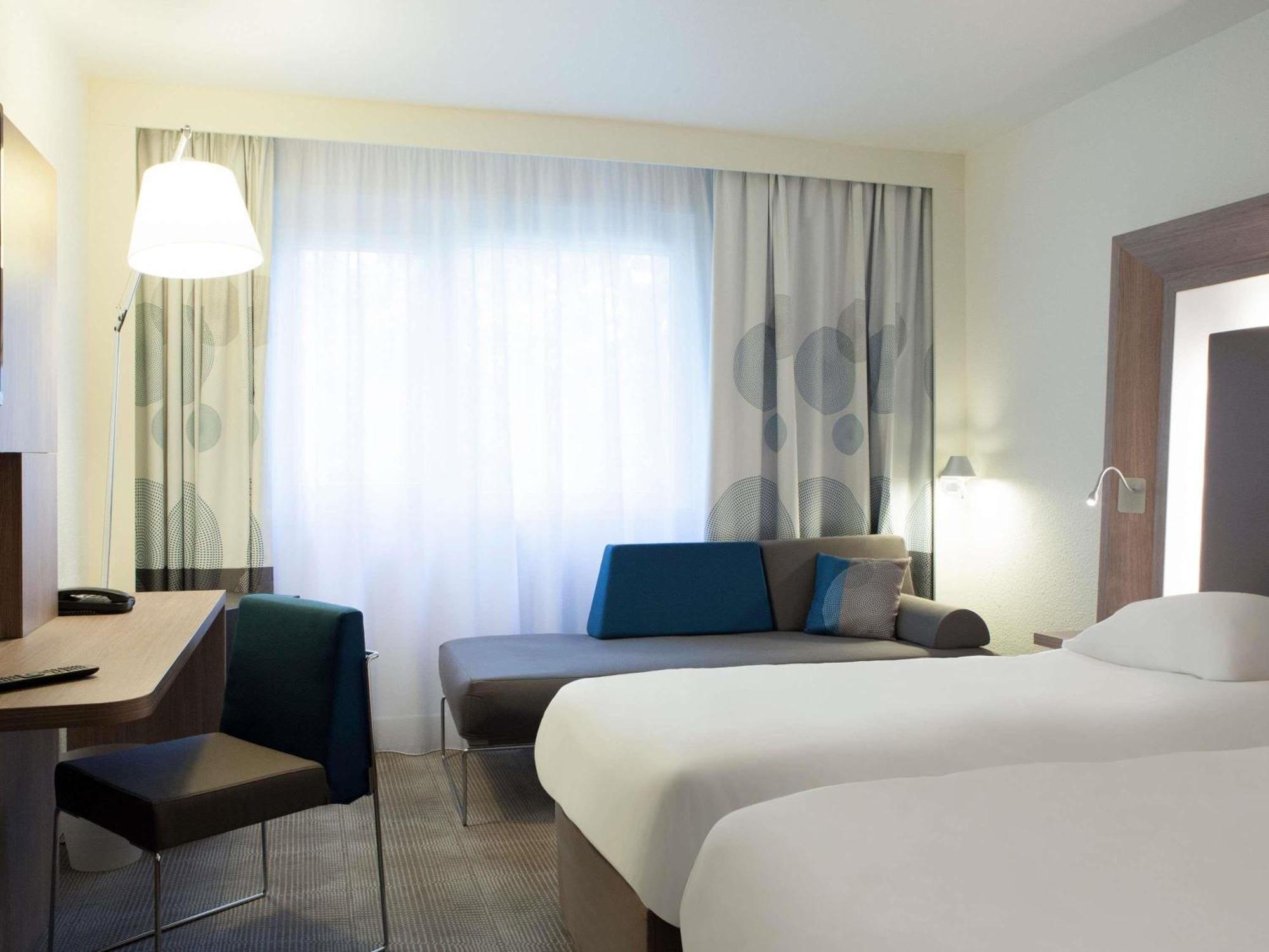 Standard Room with Two Single Beds - Non-Smoking