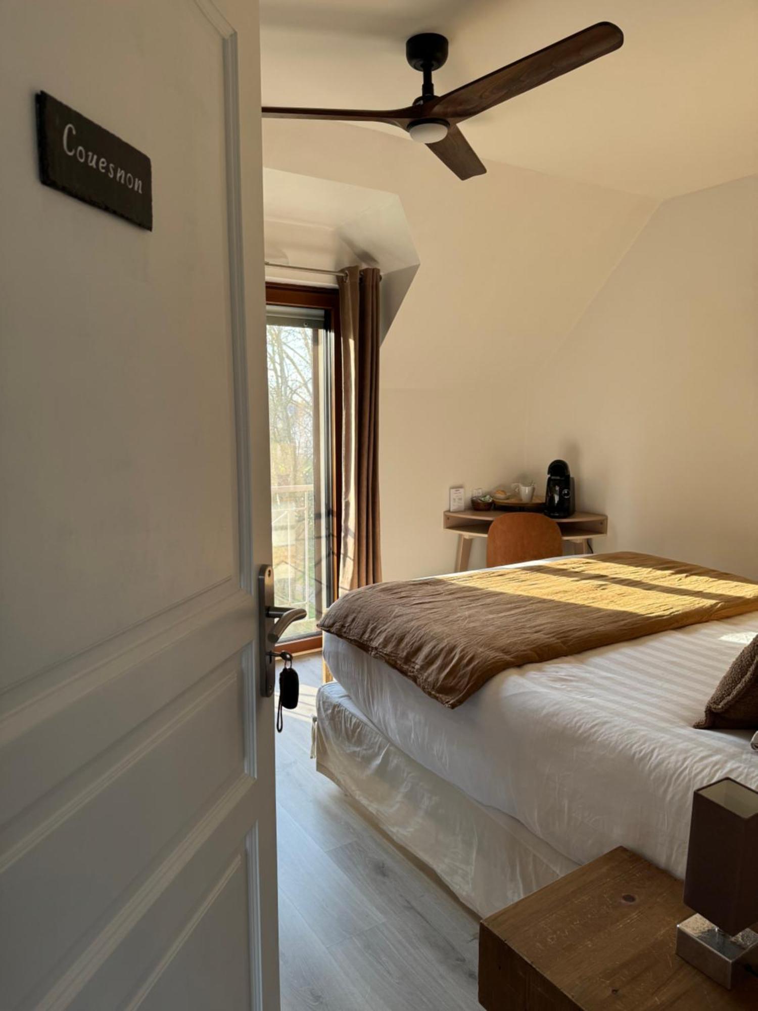 Double Room Private Bathroom