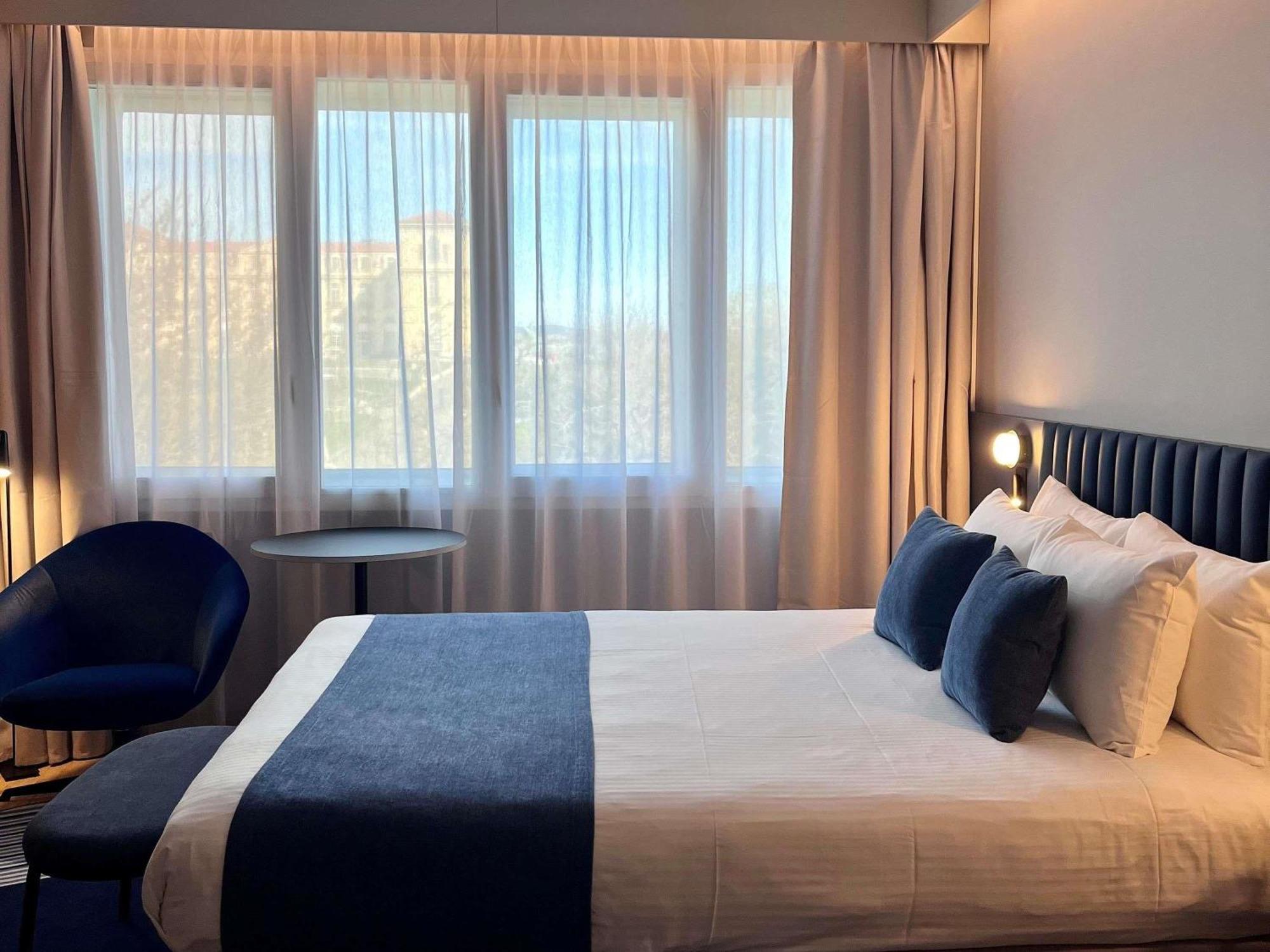 Premium Double Room,1765144016:JPEG