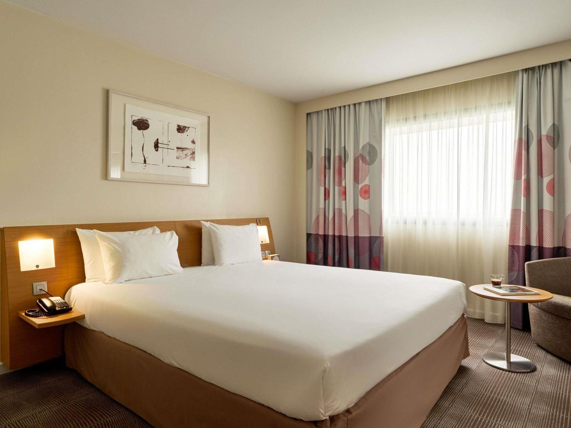 Suite with Views of Paris - One Double Bed and One Single Sofa Bed